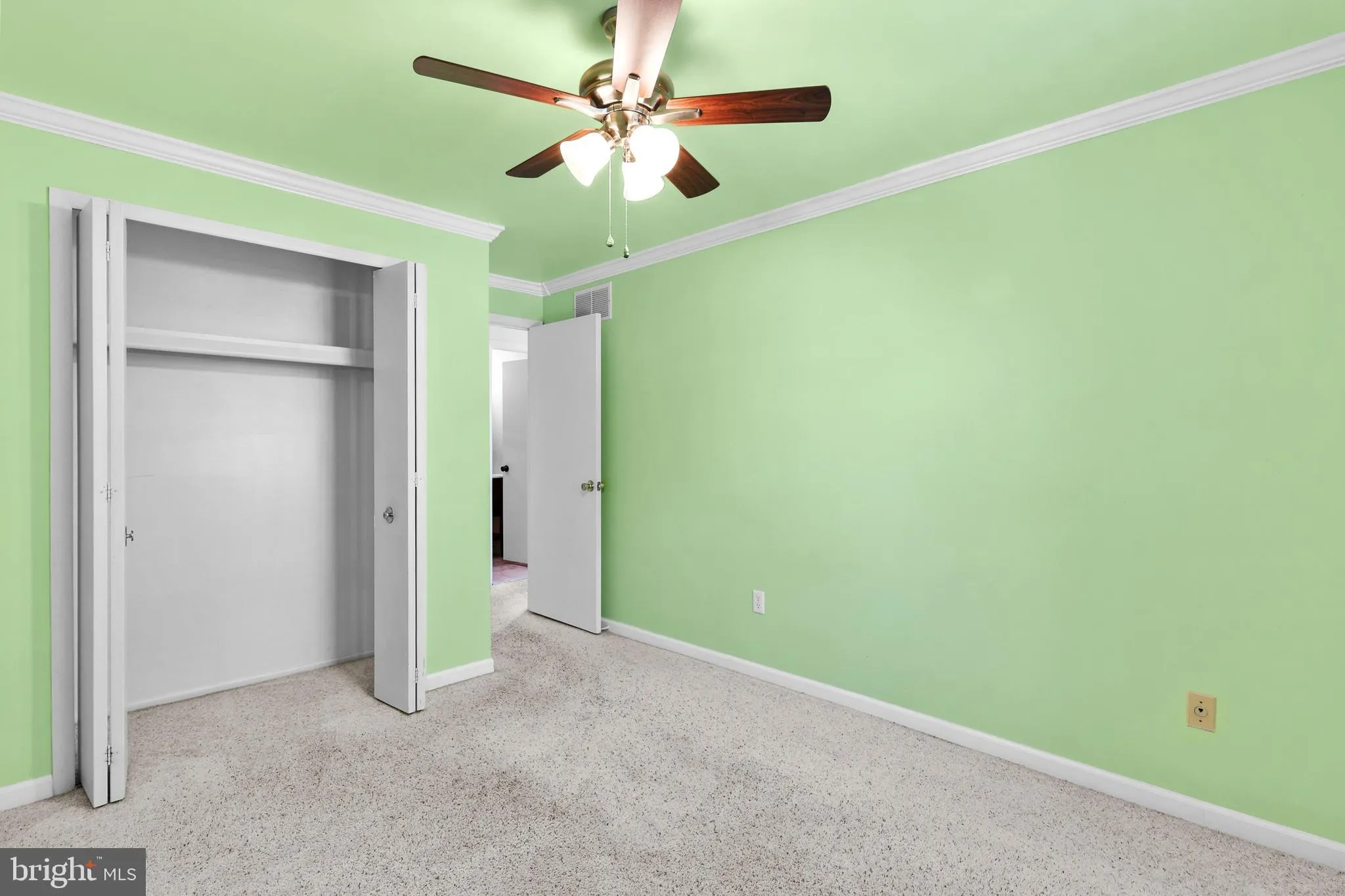 Lutherville Timonium, Maryland 21093, United States, 4 Bedrooms Bedrooms, ,4 BathroomsBathrooms,Residential,Active,206284