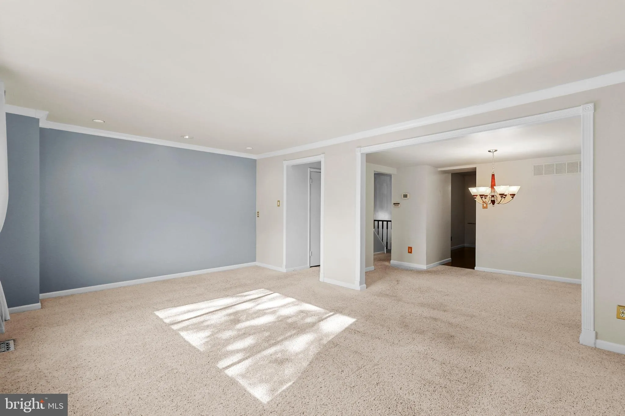 Lutherville Timonium, Maryland 21093, United States, 4 Bedrooms Bedrooms, ,4 BathroomsBathrooms,Residential,Active,206284
