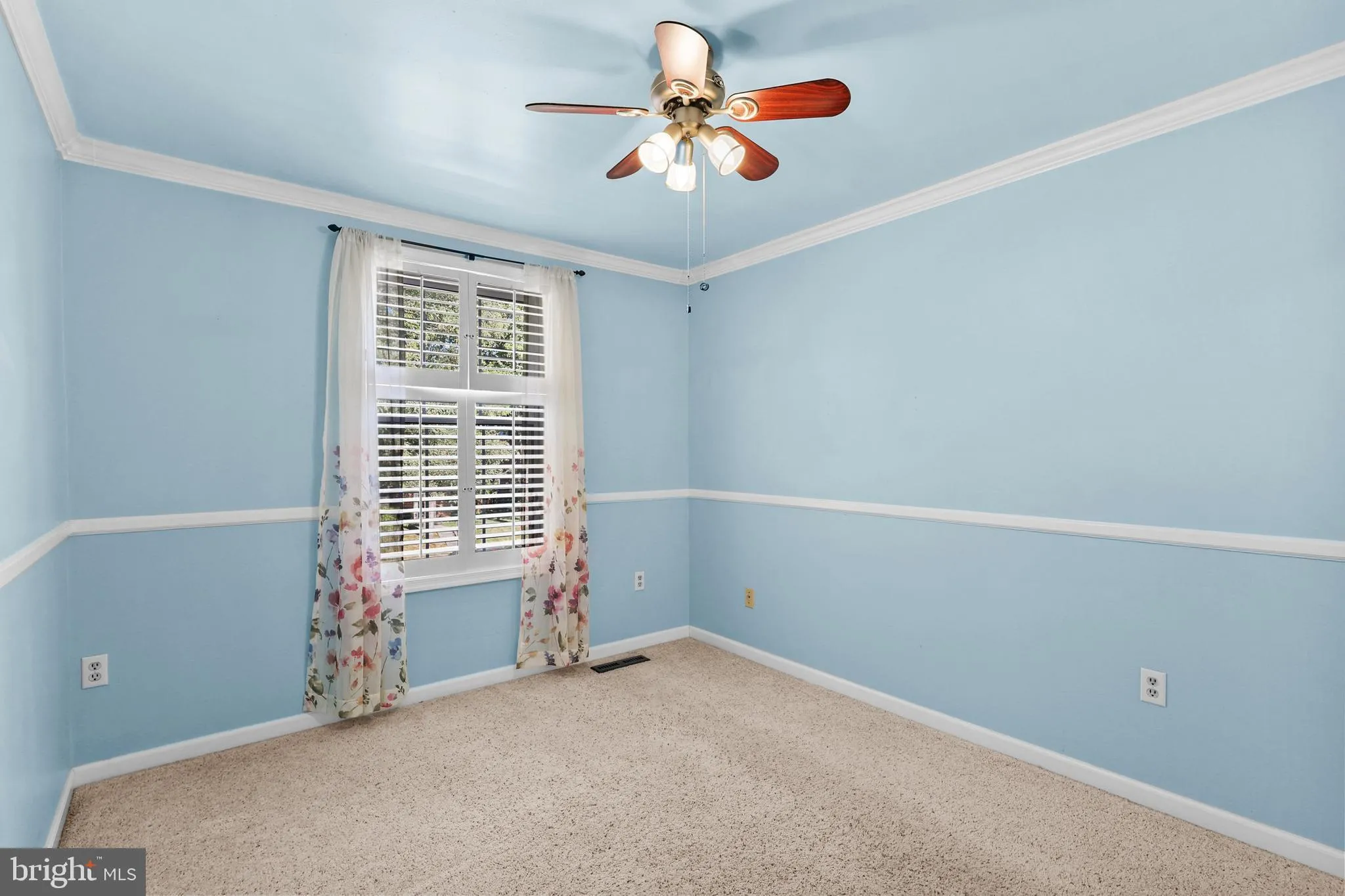 Lutherville Timonium, Maryland 21093, United States, 4 Bedrooms Bedrooms, ,4 BathroomsBathrooms,Residential,Active,206284