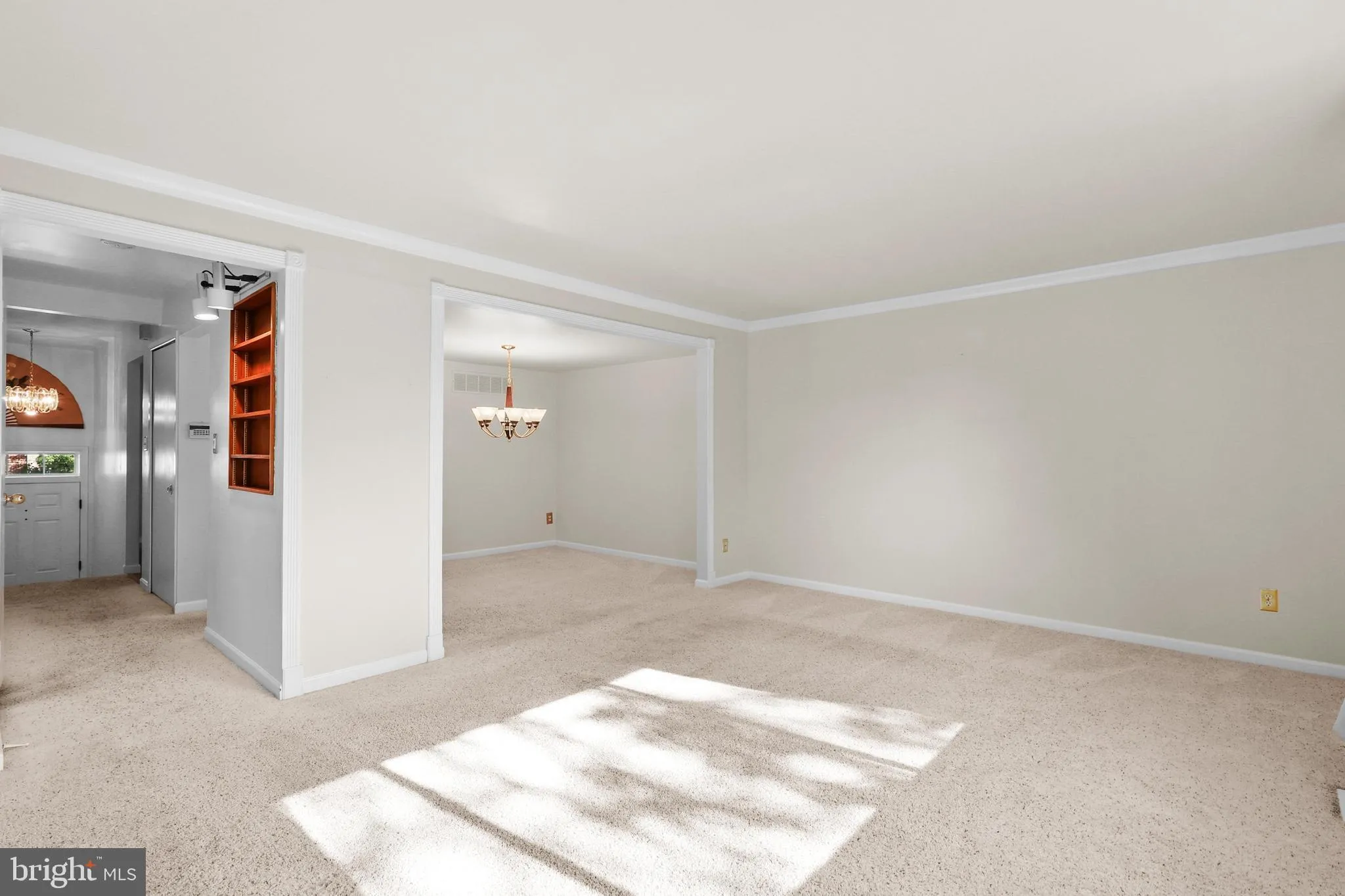 Lutherville Timonium, Maryland 21093, United States, 4 Bedrooms Bedrooms, ,4 BathroomsBathrooms,Residential,Active,206284