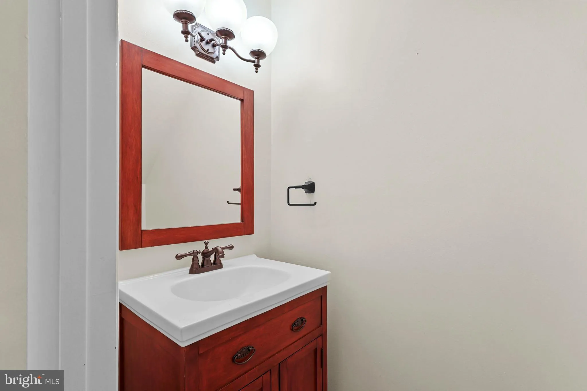 Lutherville Timonium, Maryland 21093, United States, 4 Bedrooms Bedrooms, ,4 BathroomsBathrooms,Residential,Active,206284