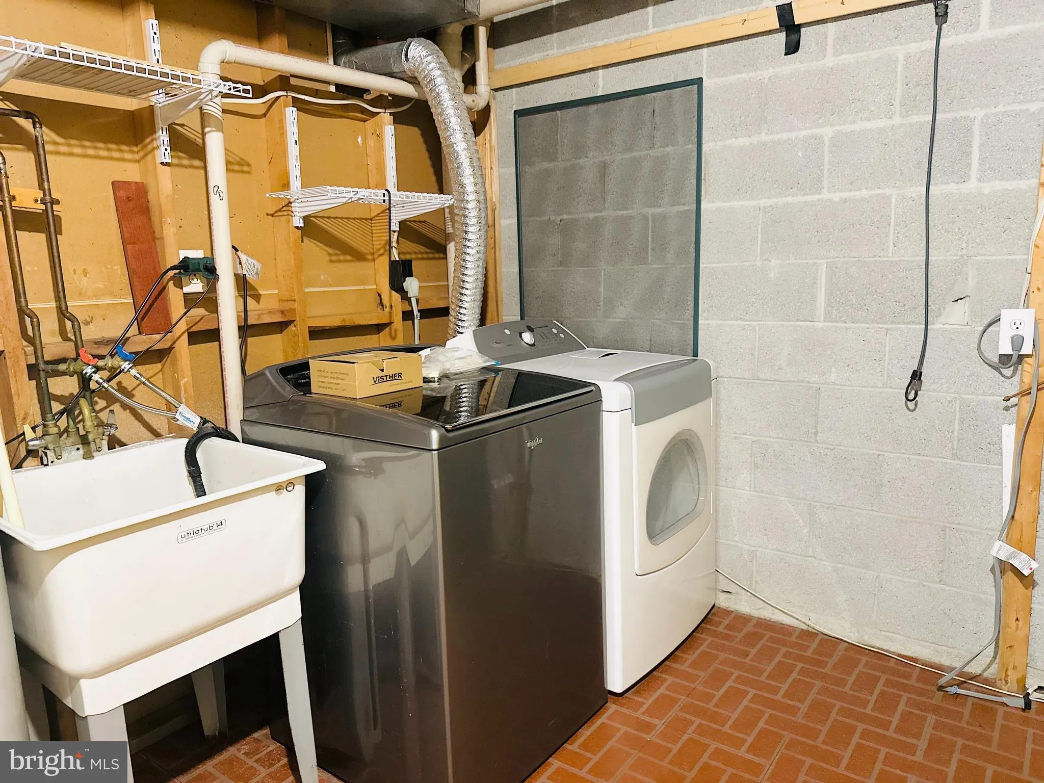 Lutherville Timonium, Maryland 21093, United States, 4 Bedrooms Bedrooms, ,4 BathroomsBathrooms,Residential,Active,206284