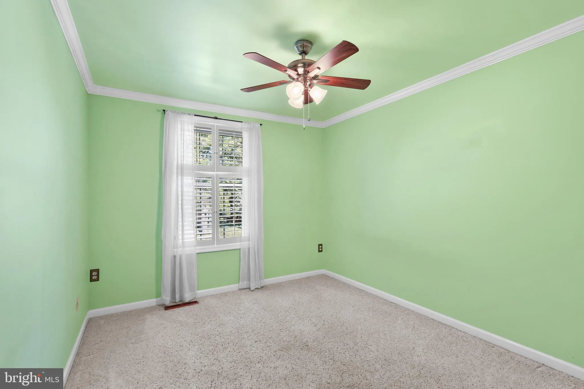 Lutherville Timonium, Maryland 21093, United States, 4 Bedrooms Bedrooms, ,4 BathroomsBathrooms,Residential,Active,206284