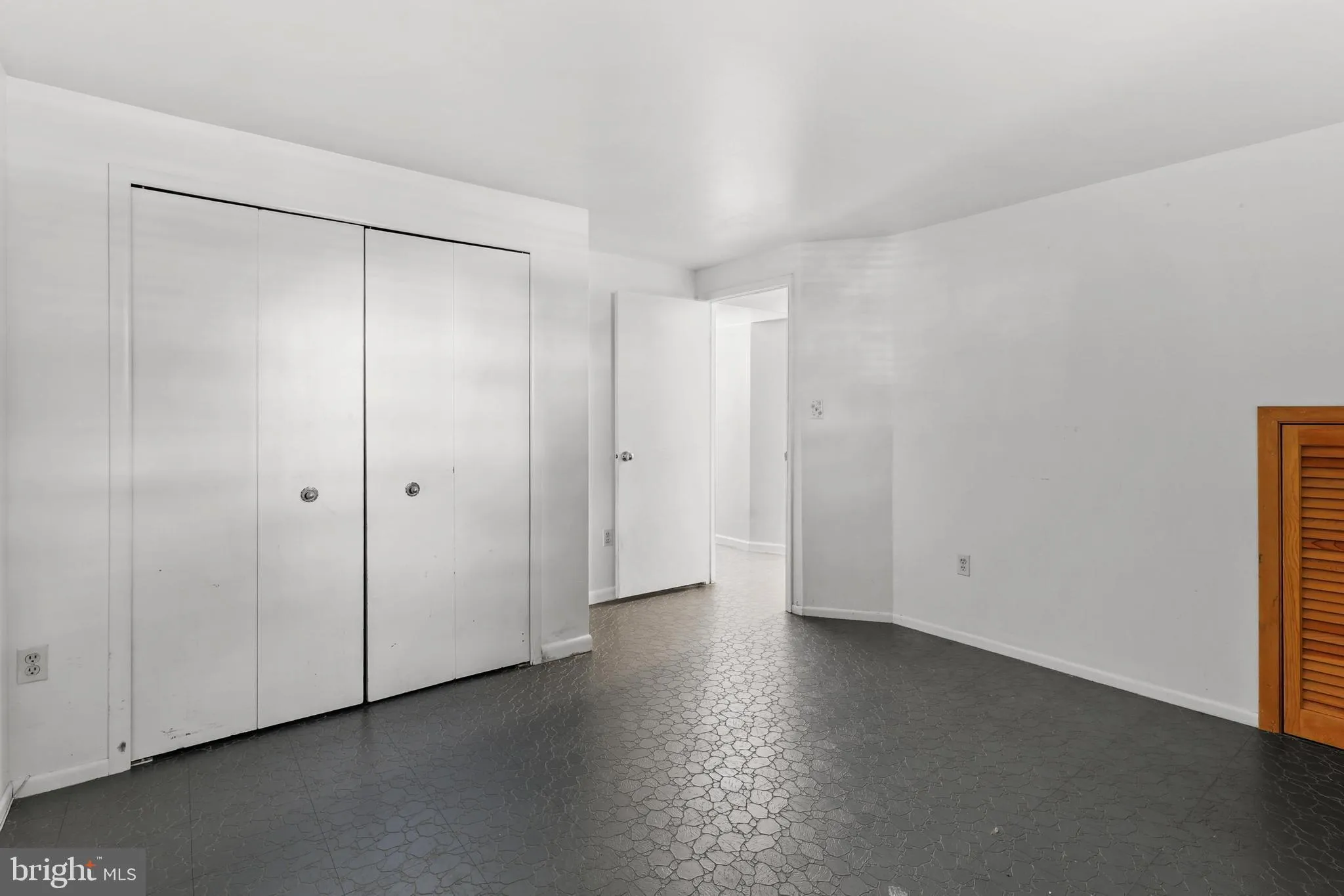 Lutherville Timonium, Maryland 21093, United States, 4 Bedrooms Bedrooms, ,4 BathroomsBathrooms,Residential,Active,206284