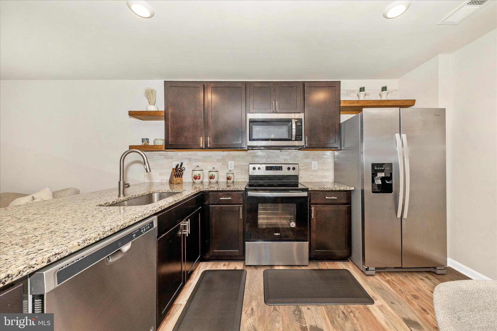 MAGNOLIA SPRINGS - Residential