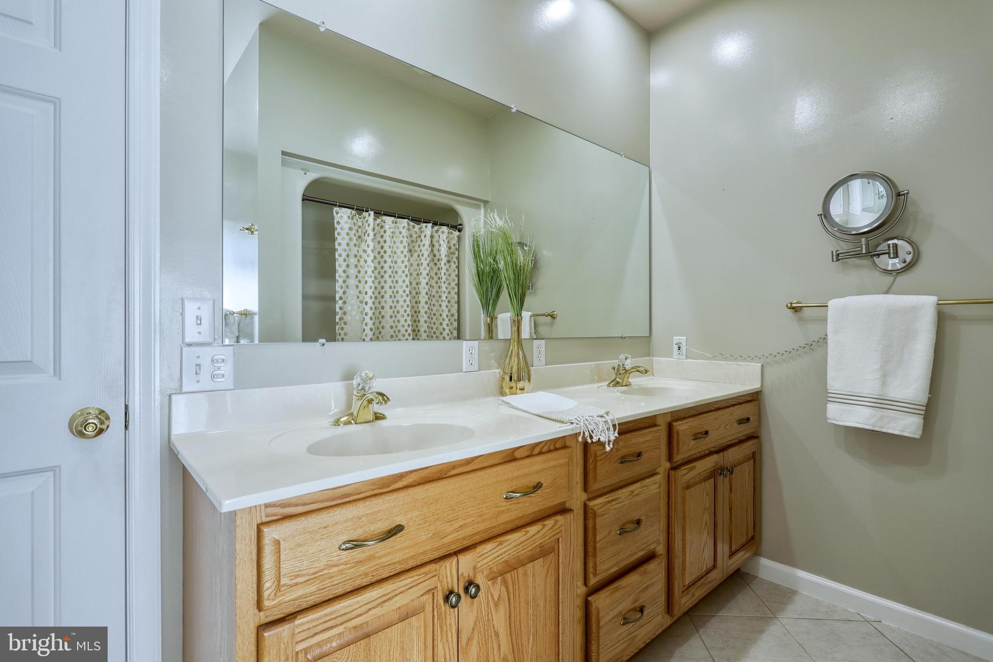 YORK TWP - Residential