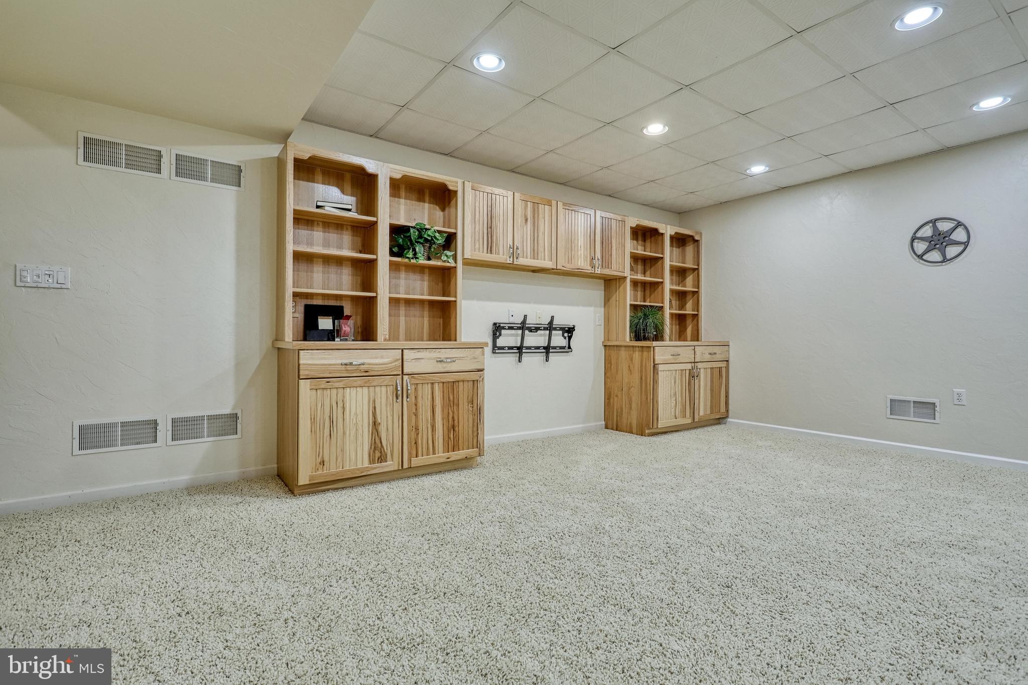 YORK TWP - Residential