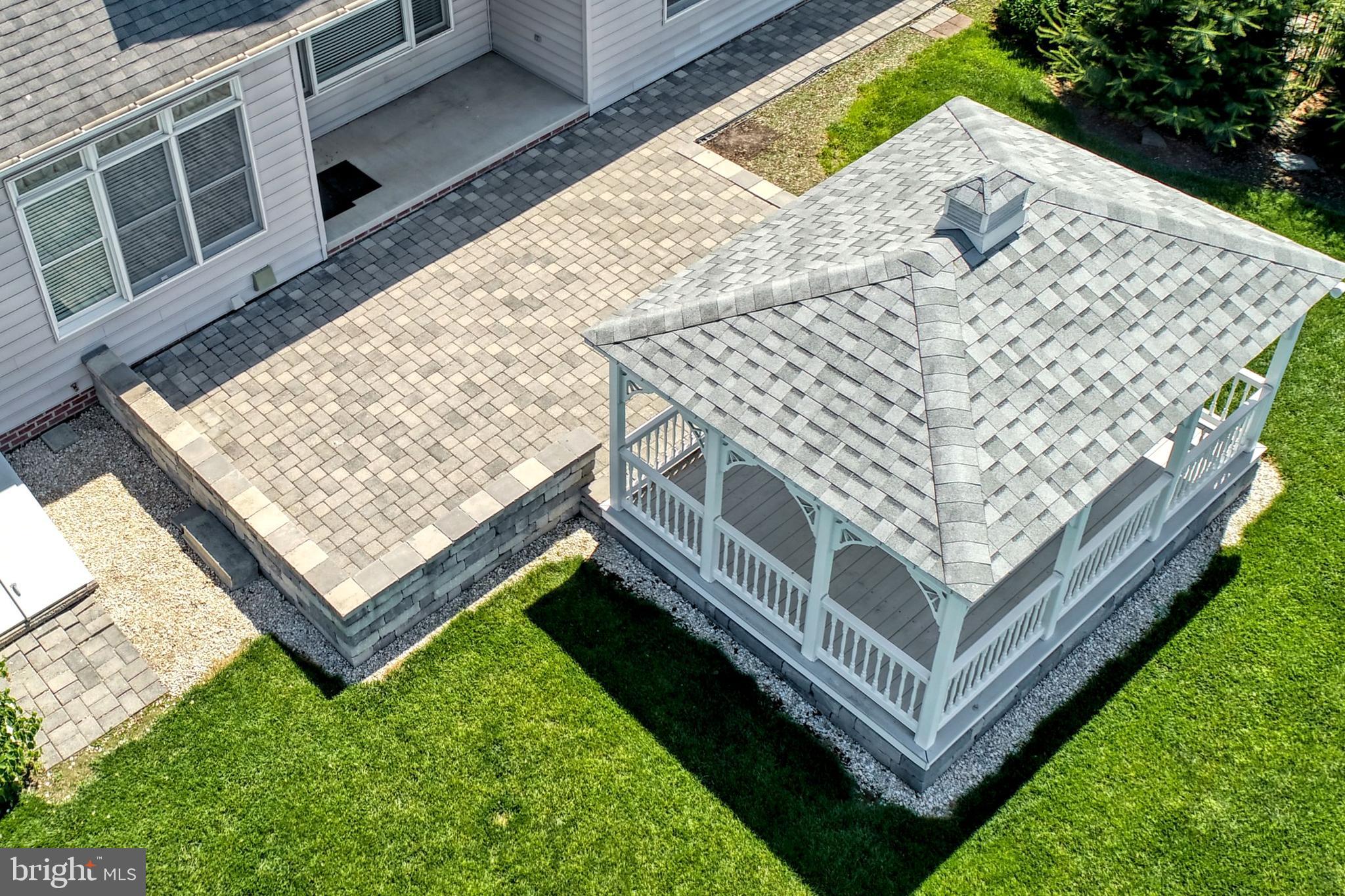 YORK TWP - Residential