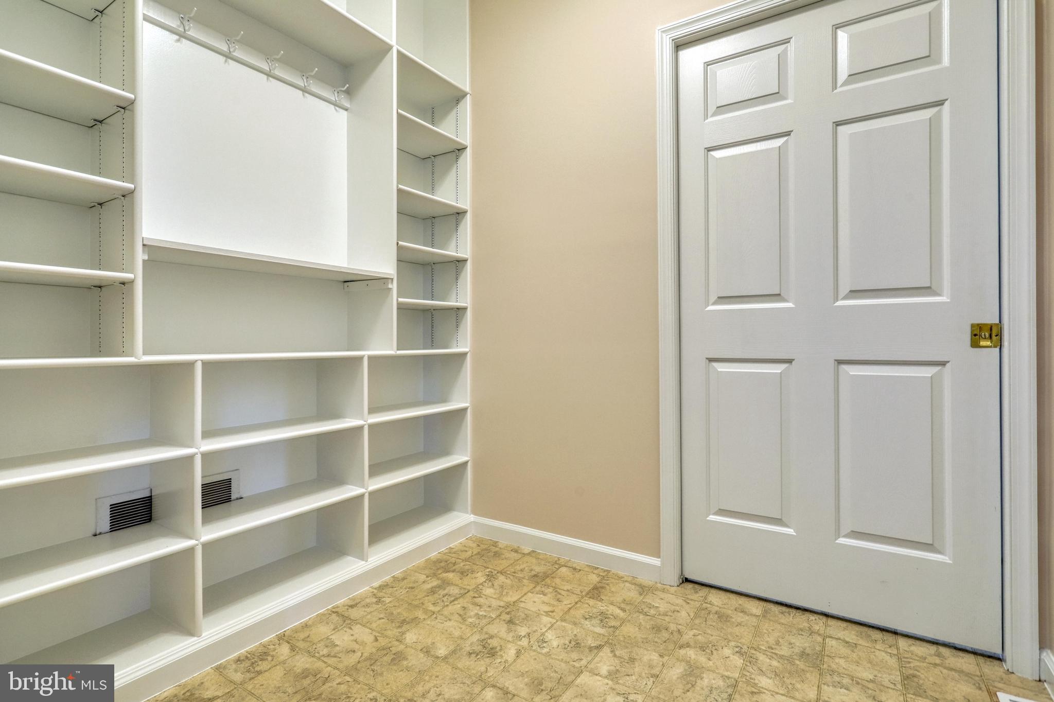 YORK TWP - Residential