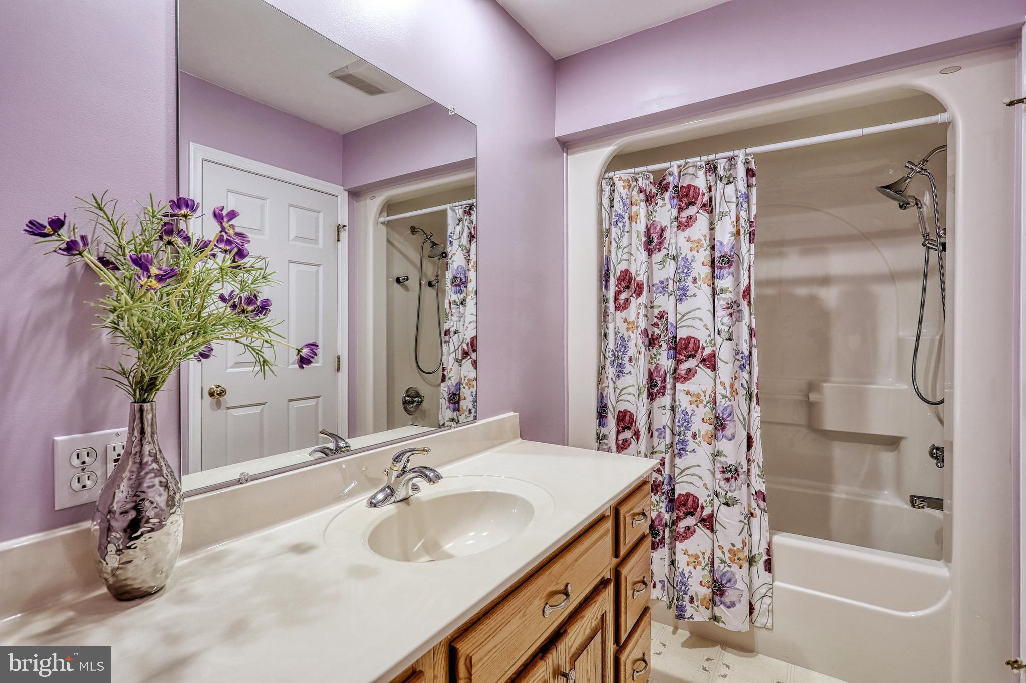 YORK TWP - Residential