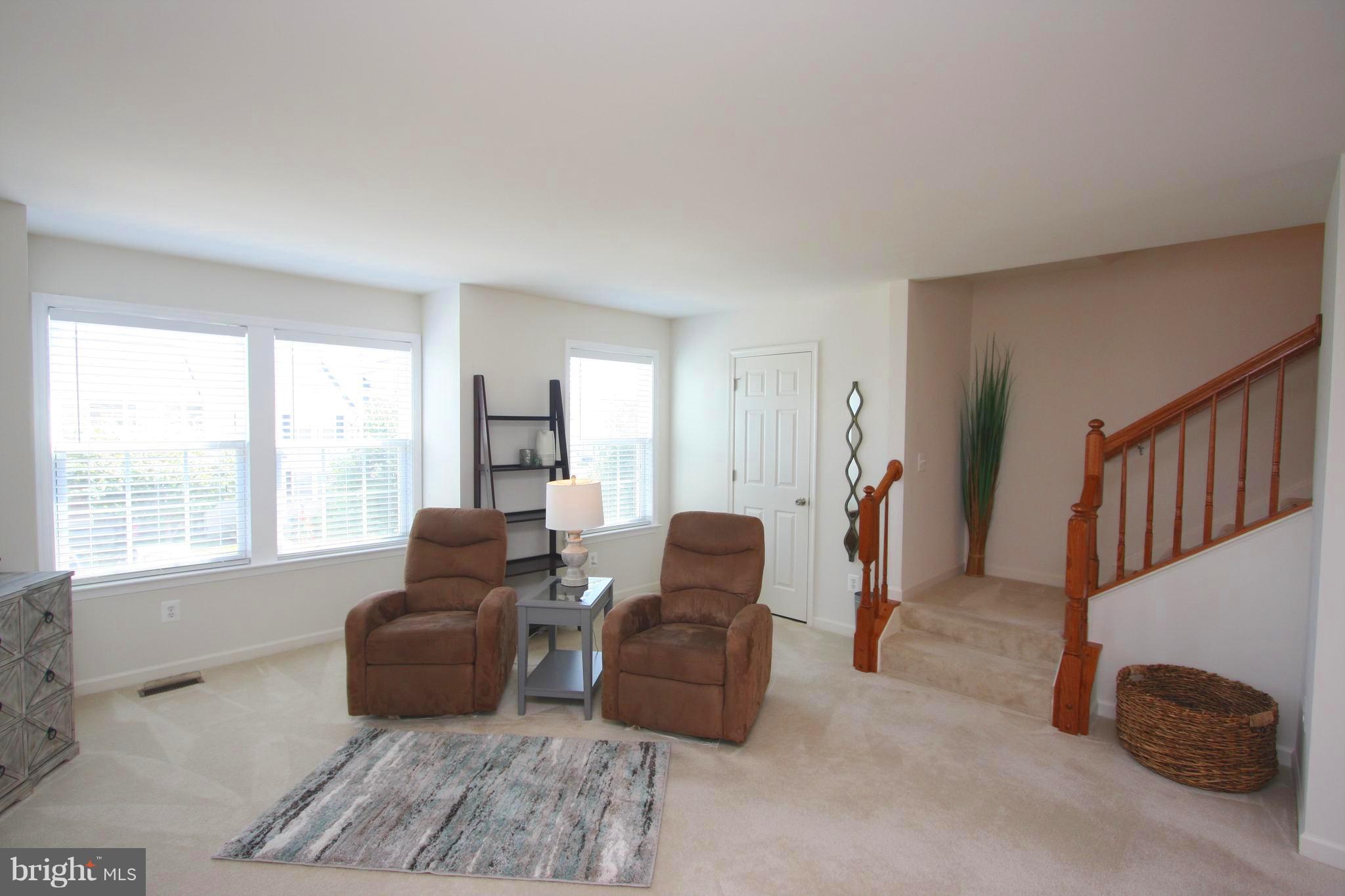 LAKELAND PLACE - Residential