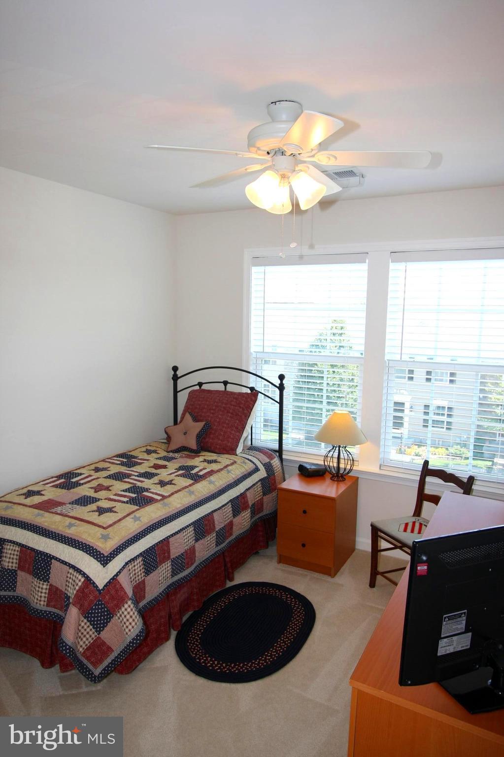 LAKELAND PLACE - Residential