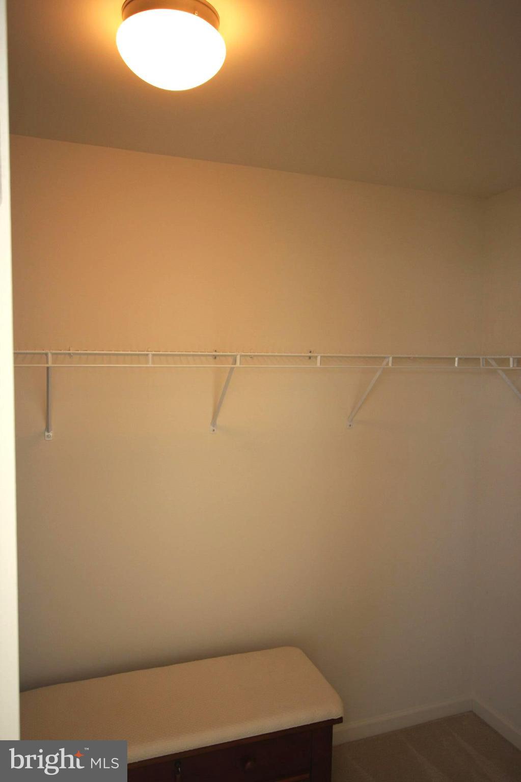 LAKELAND PLACE - Residential