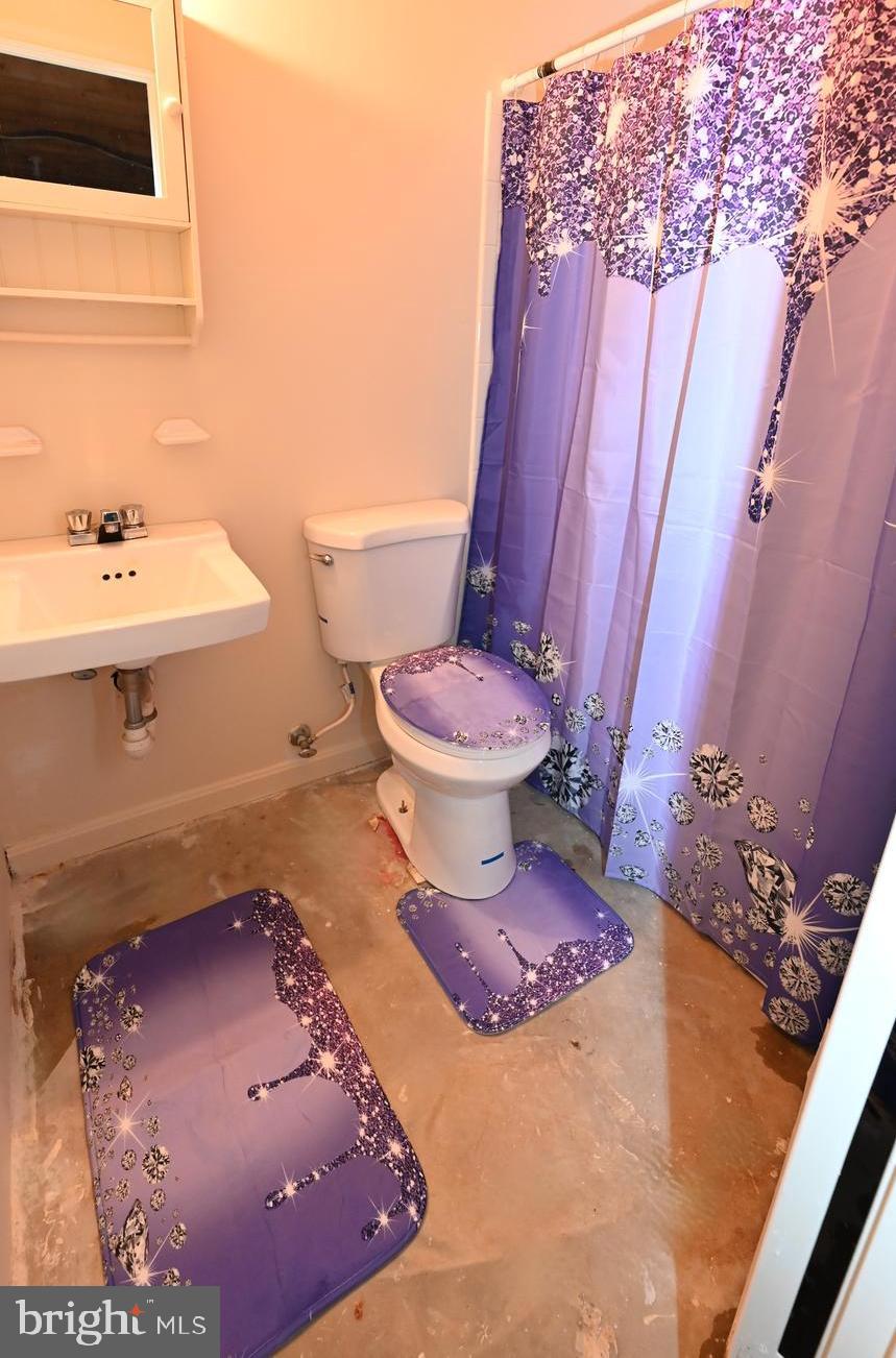 HIGHLAND MEADOWS - Residential