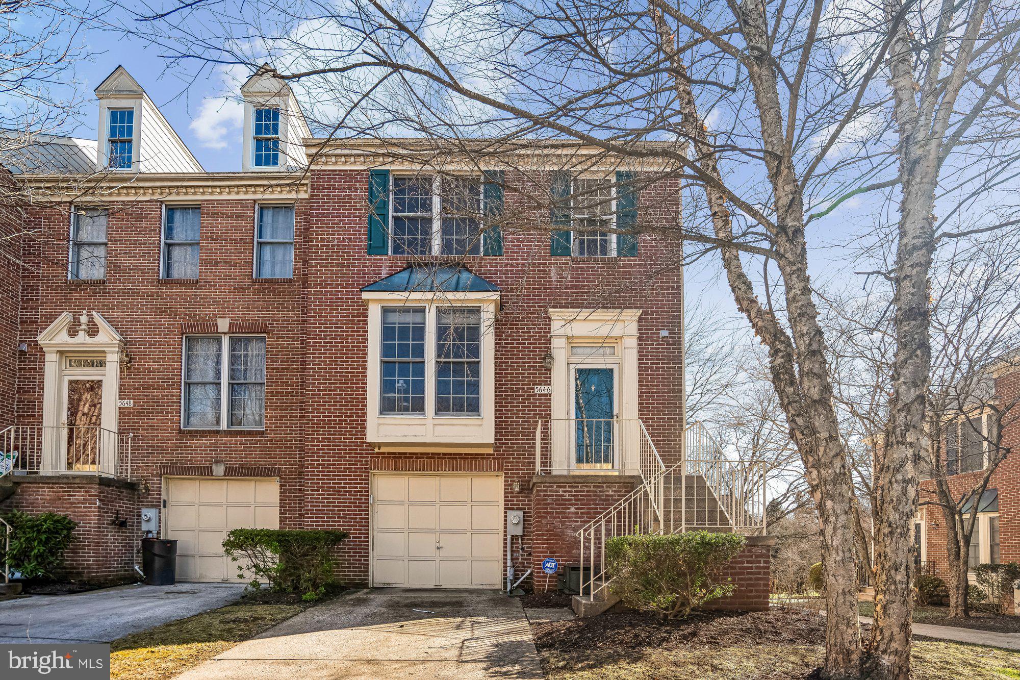 THE GREENS AT FAIRWAY HILLS - Residential