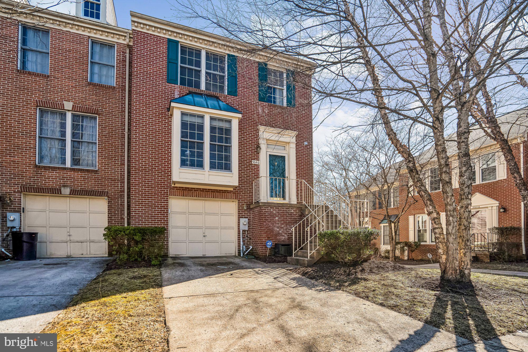 THE GREENS AT FAIRWAY HILLS - Residential