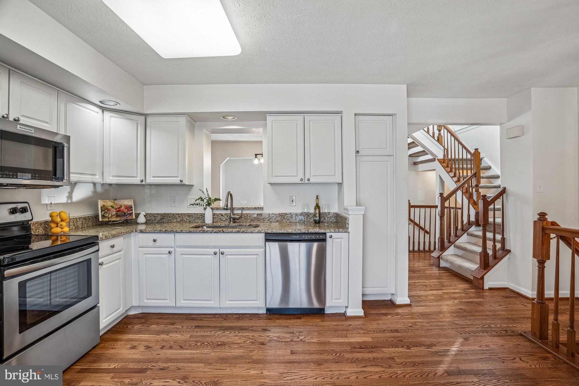 THE GREENS AT FAIRWAY HILLS - Residential