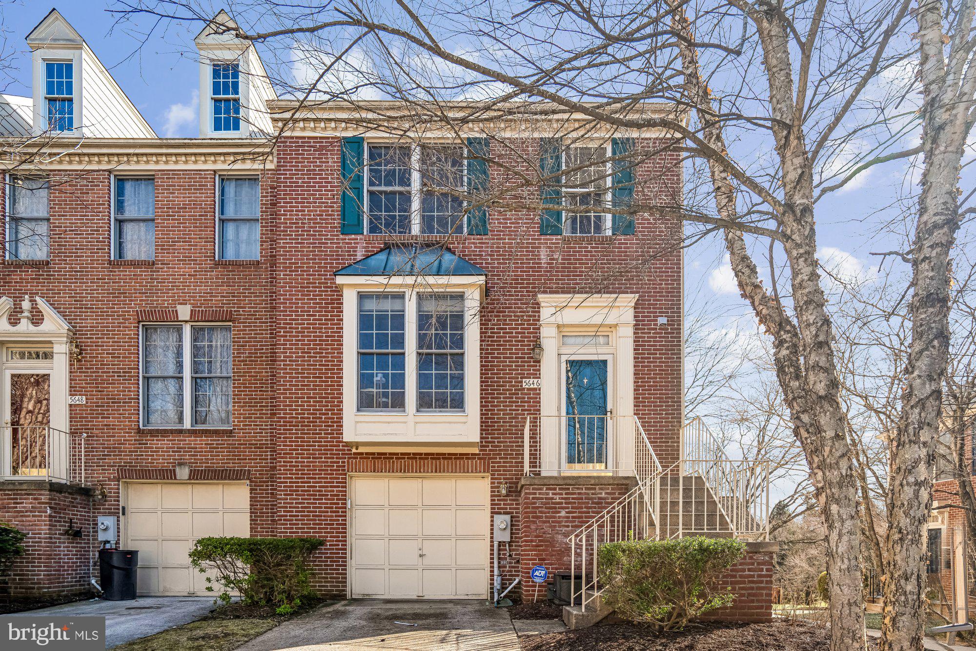 THE GREENS AT FAIRWAY HILLS - Residential