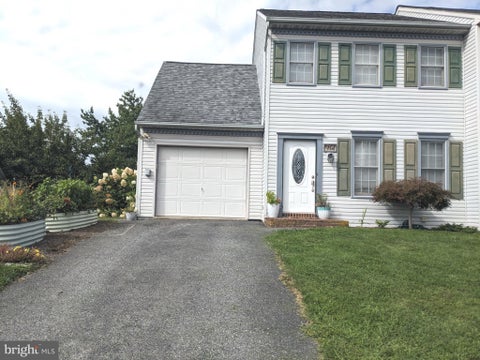 Photo for 714 FIELDSTONE LANE