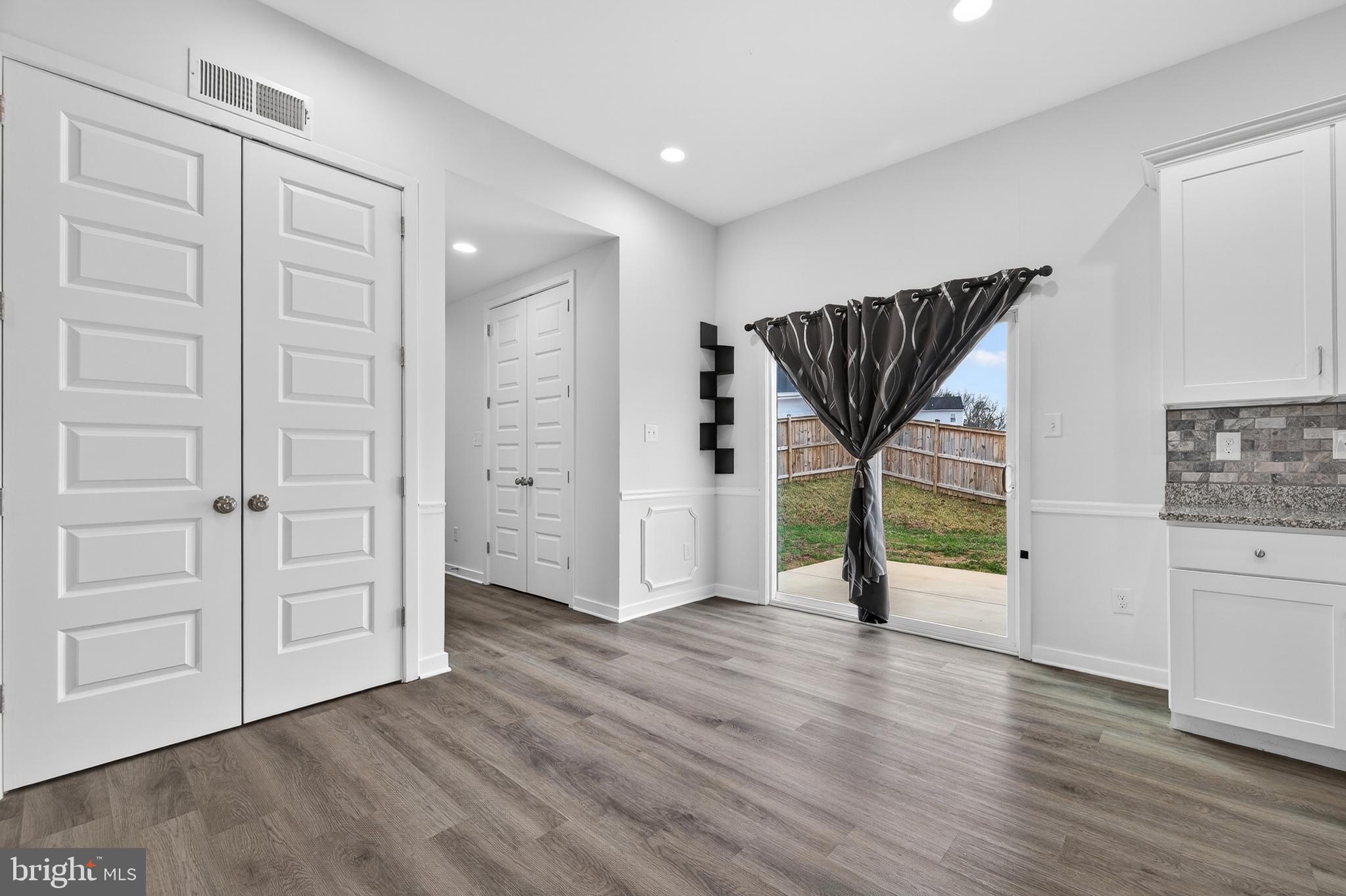 TIMBER RIDGE - Residential