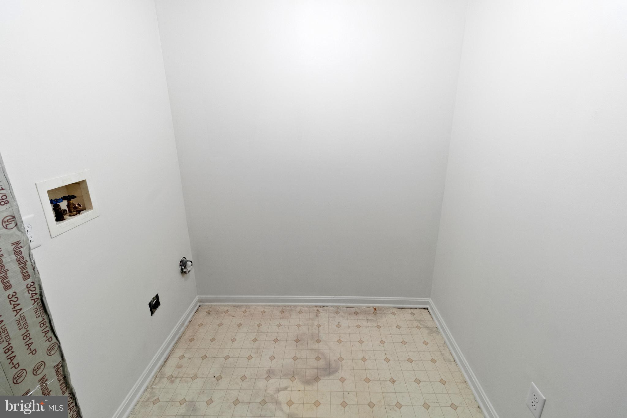 HEDGESVILLE HILLS - Residential