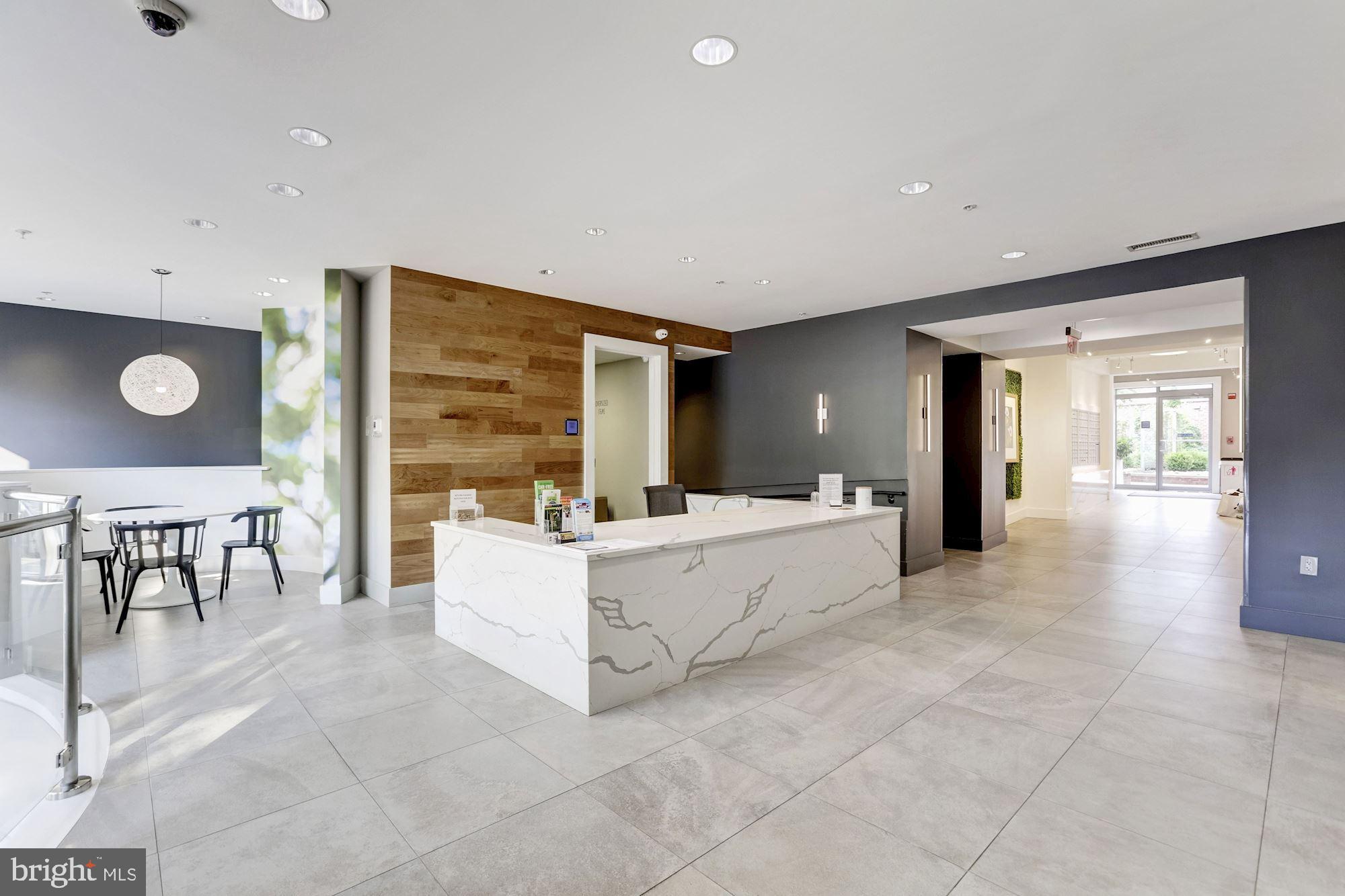 1800 WILSON - Residential Lease