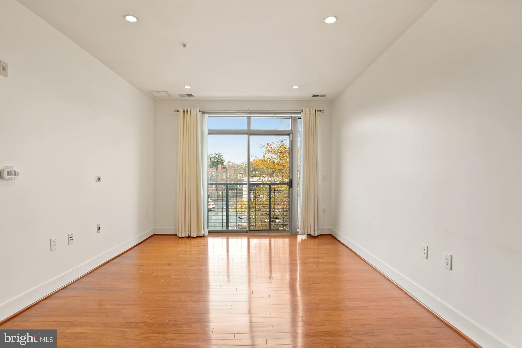 1800 WILSON - Residential Lease