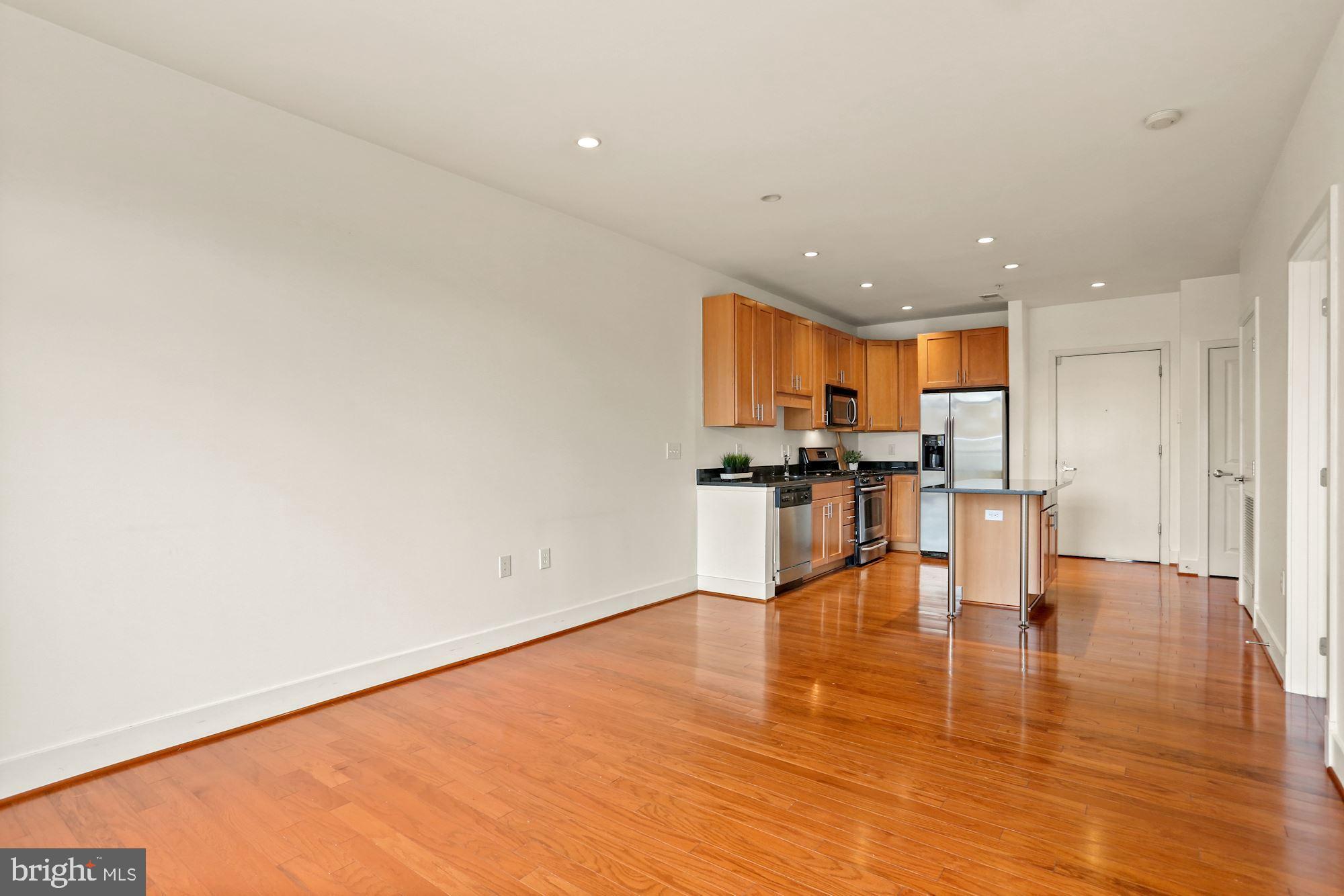 1800 WILSON - Residential Lease