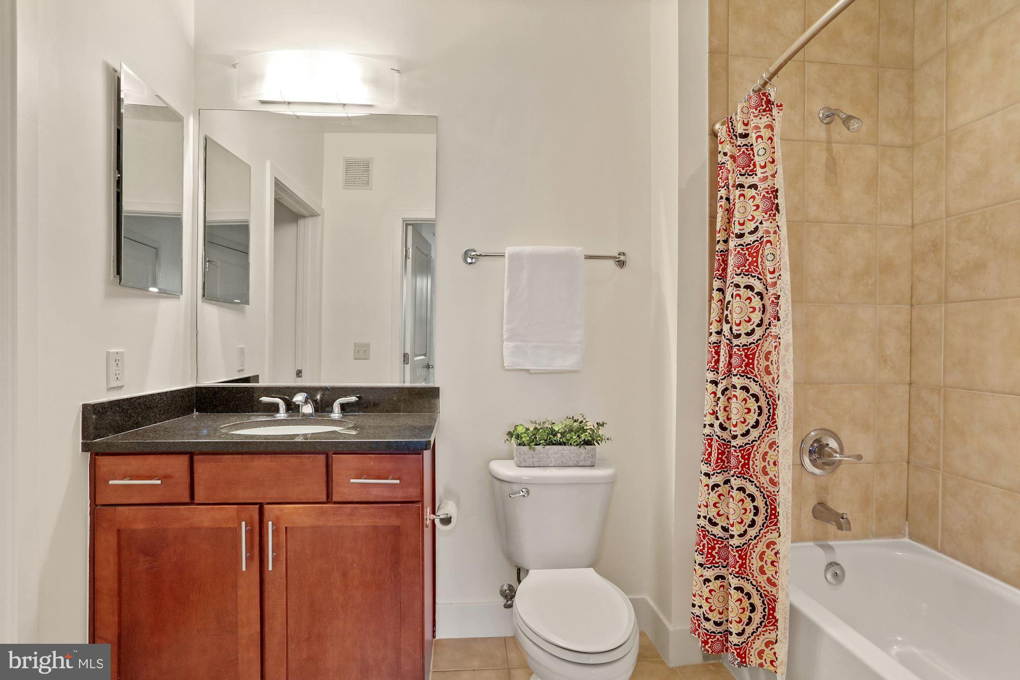 1800 WILSON - Residential Lease