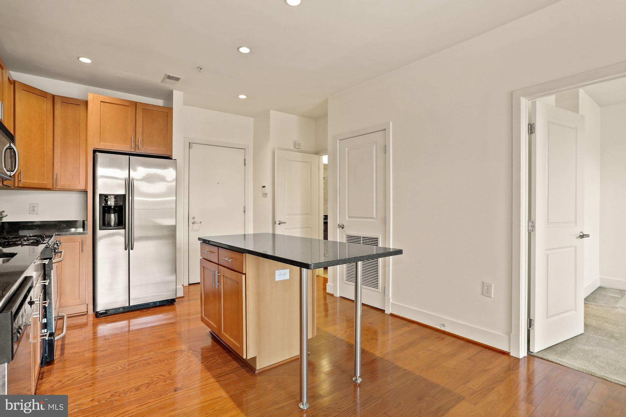 1800 WILSON - Residential Lease