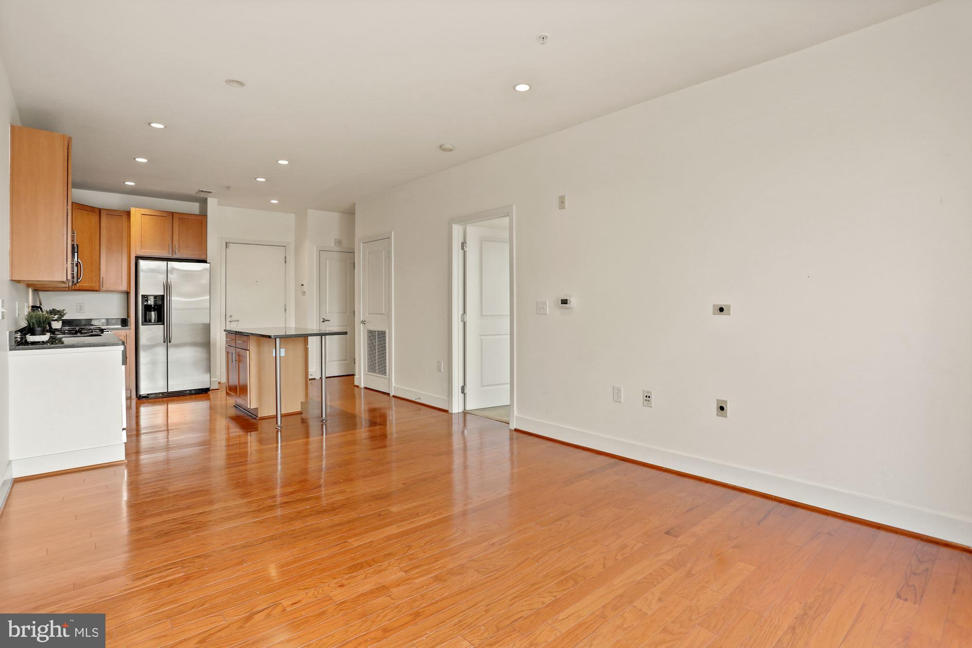 1800 WILSON - Residential Lease