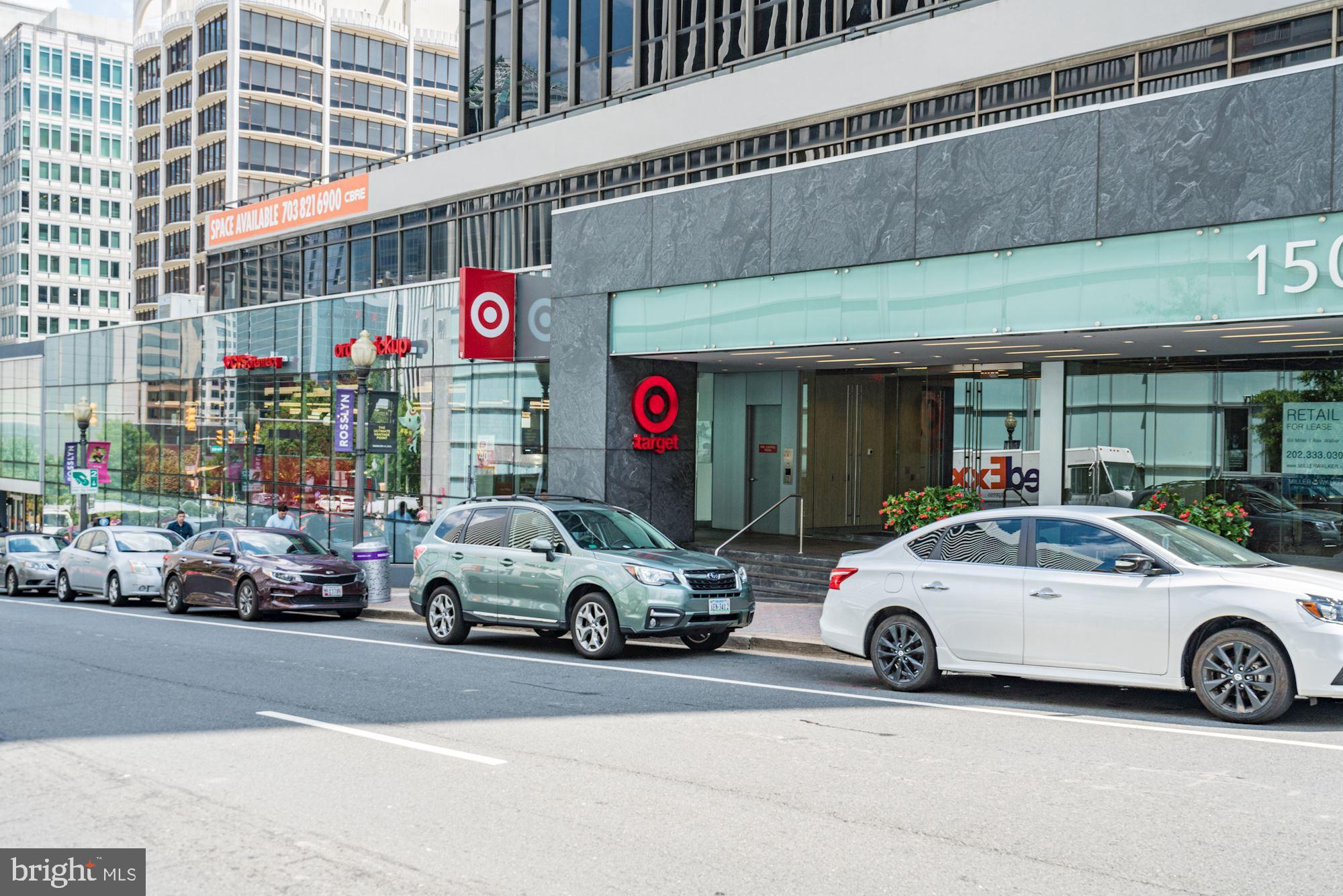 1800 WILSON - Residential Lease