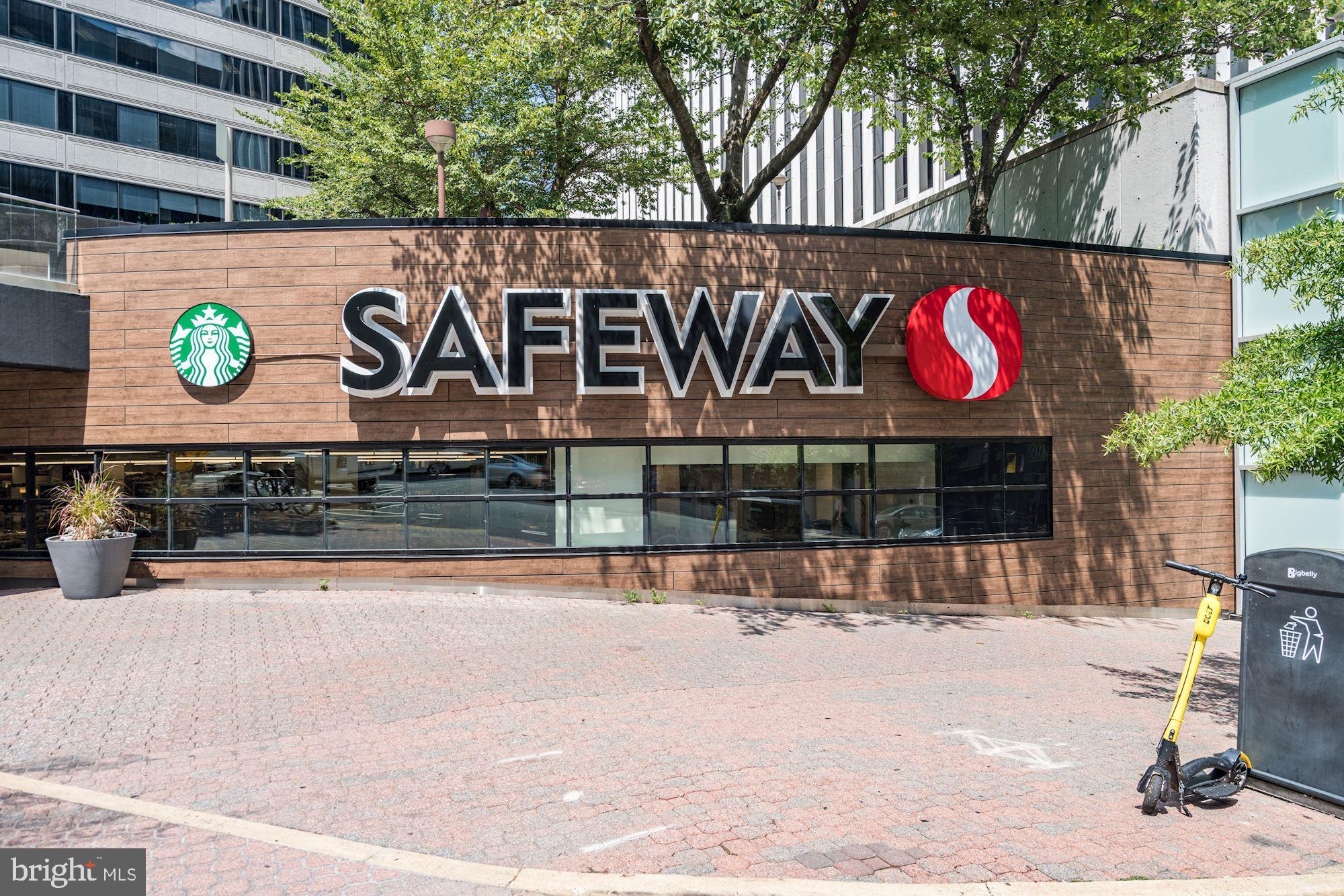 1800 WILSON - Residential Lease