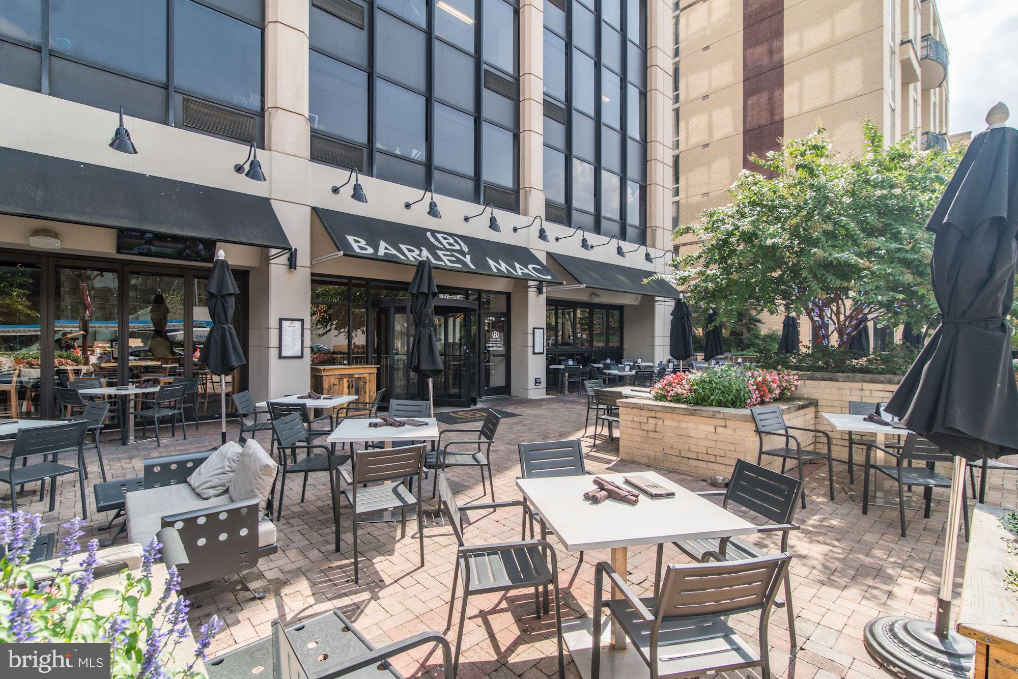 1800 WILSON - Residential Lease