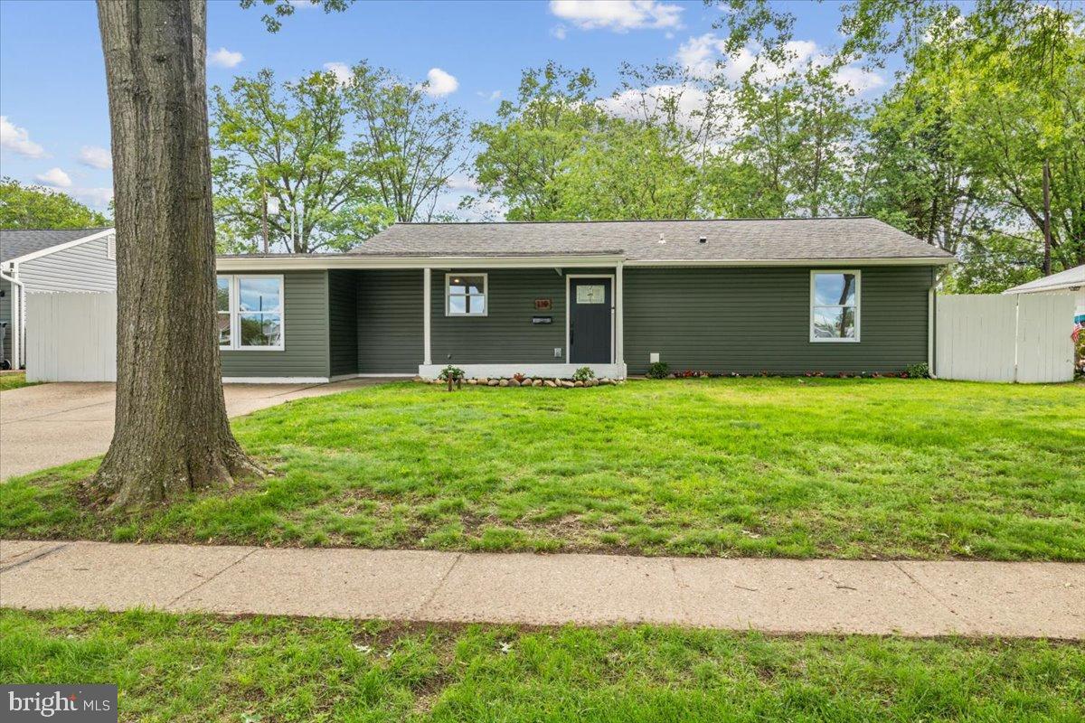 OAKTREE HOLLOW - Residential