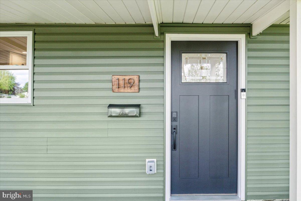 OAKTREE HOLLOW - Residential