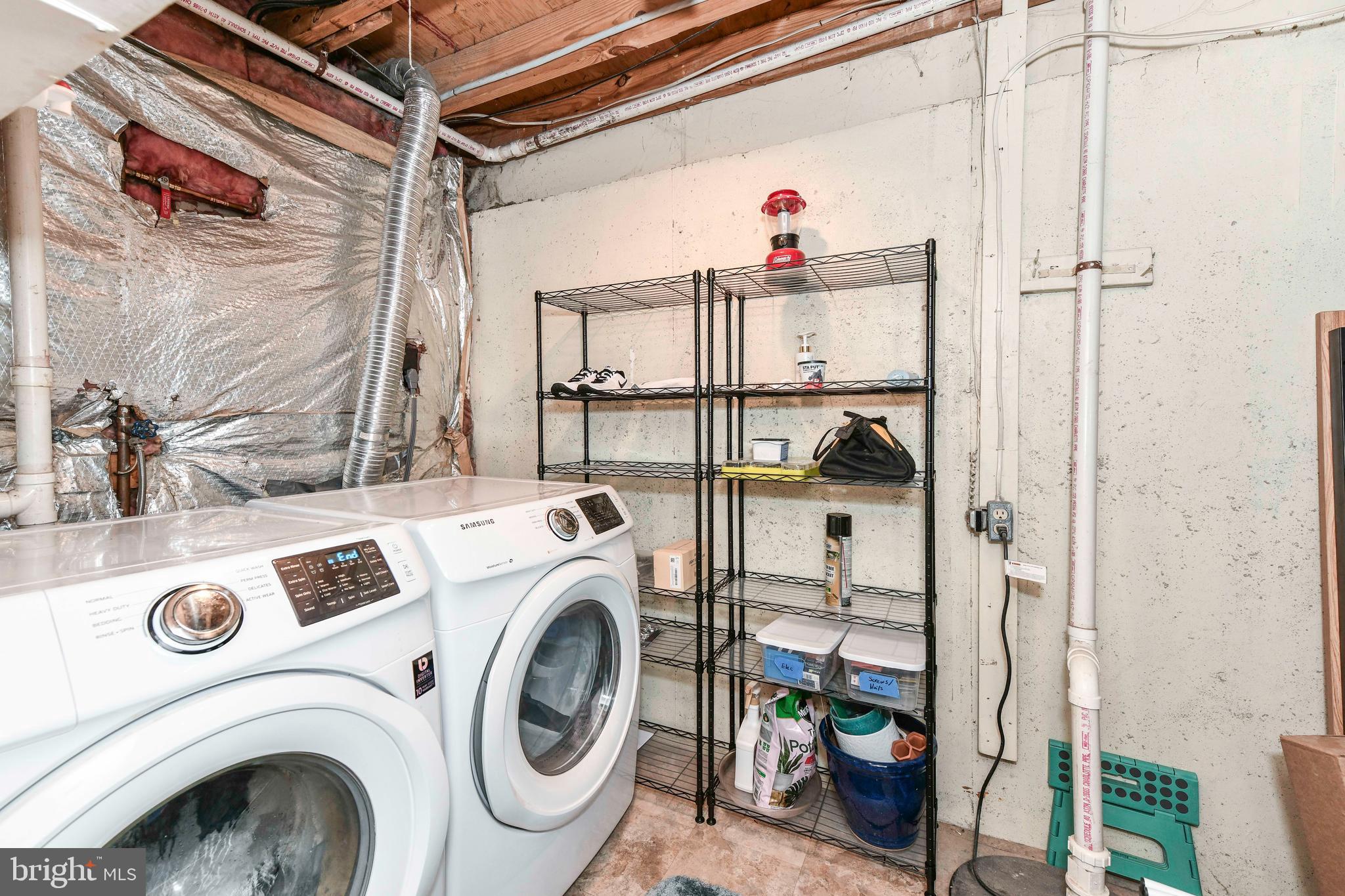 RESTON - Residential Lease