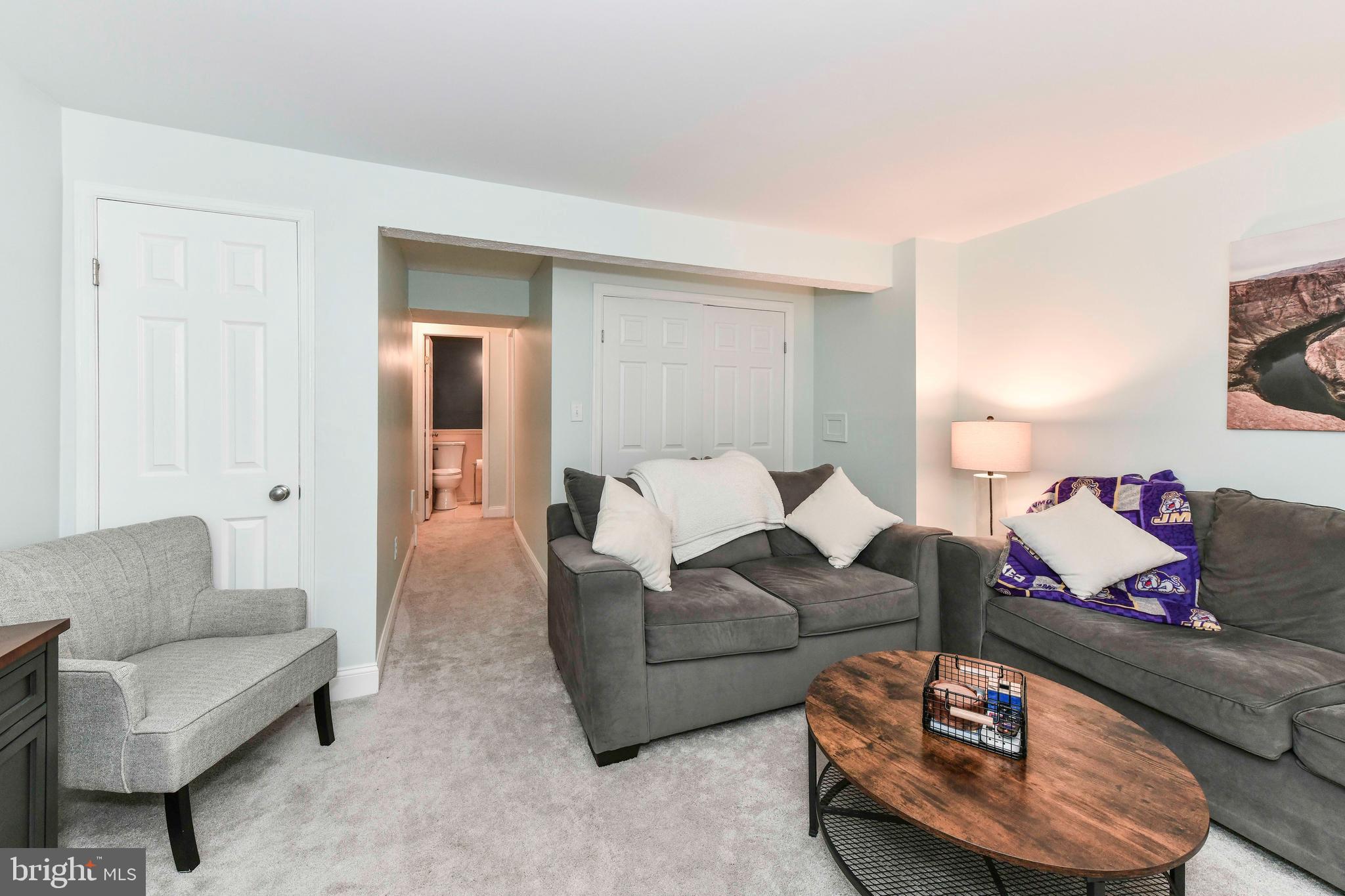 RESTON - Residential Lease