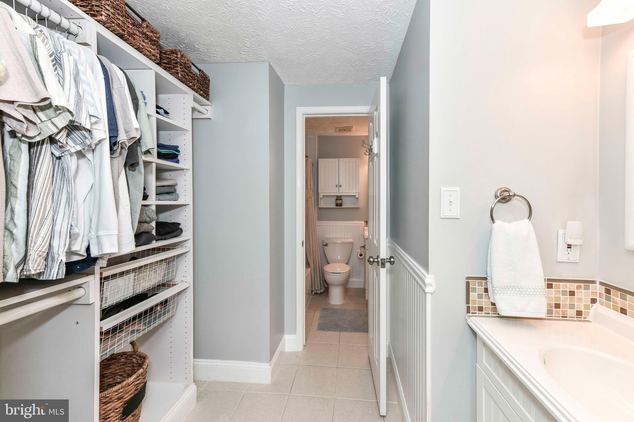 RESTON - Residential Lease