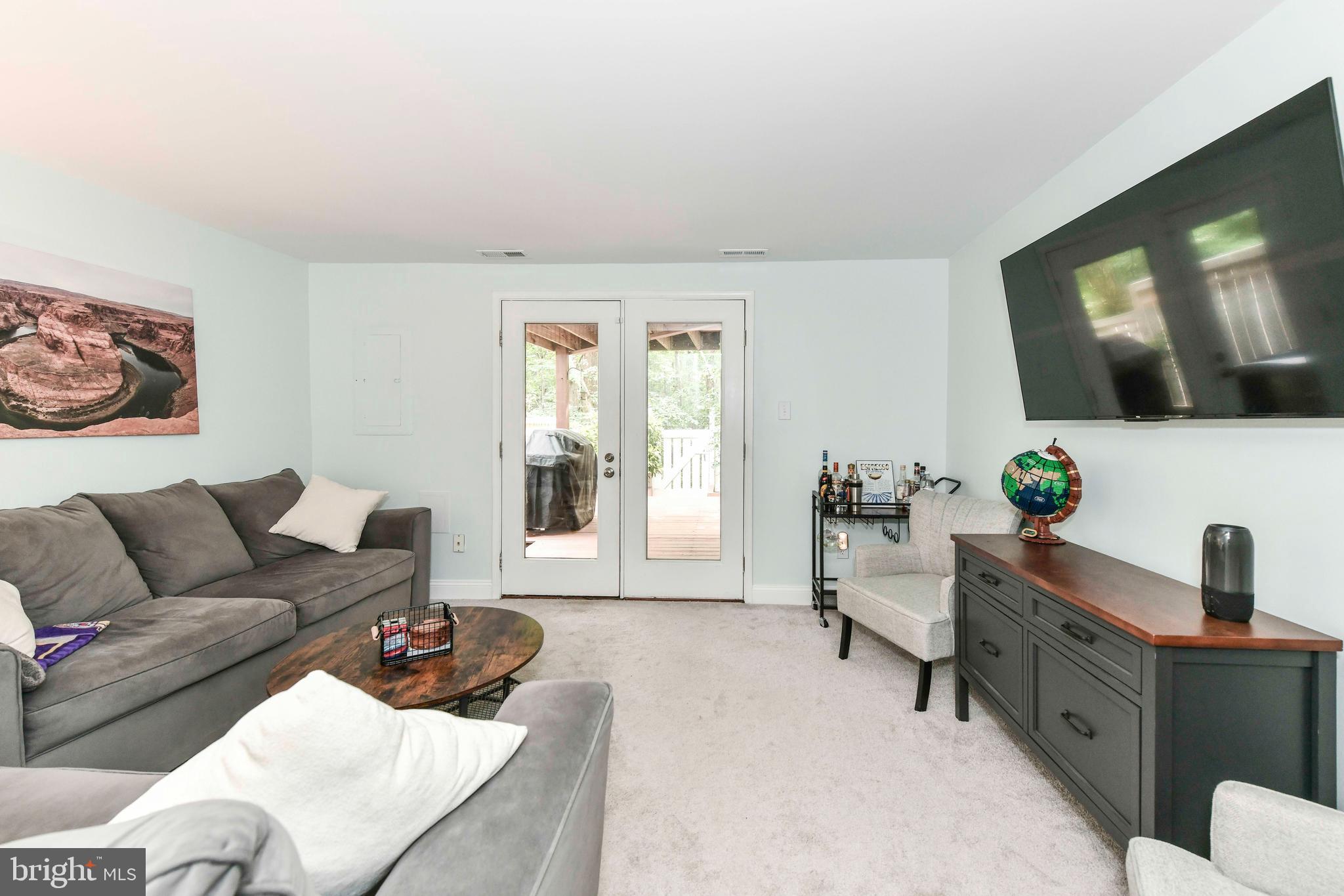 RESTON - Residential Lease