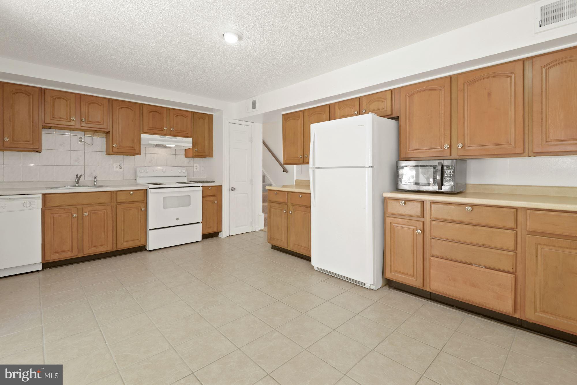 DULLES PARK - Residential