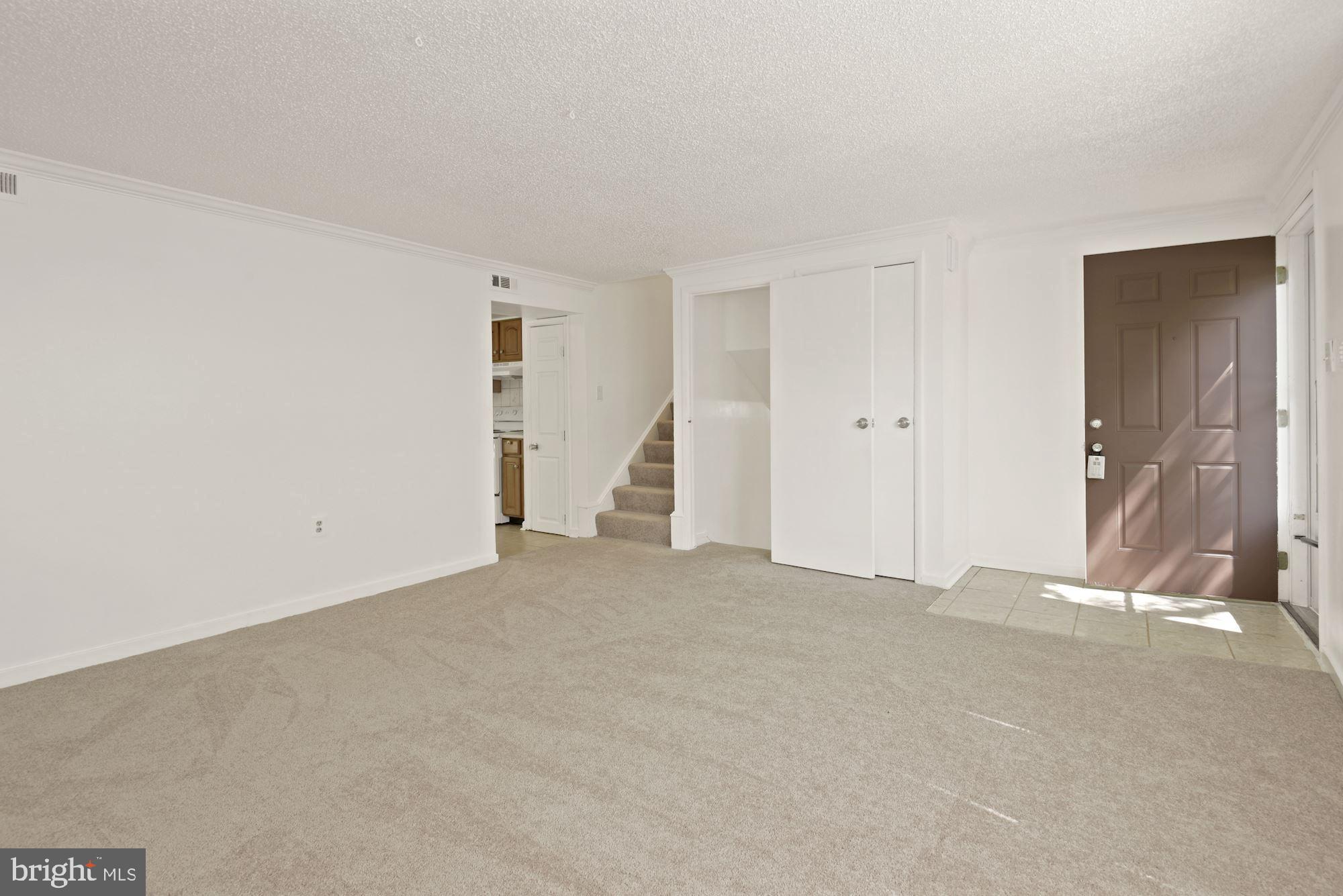 DULLES PARK - Residential