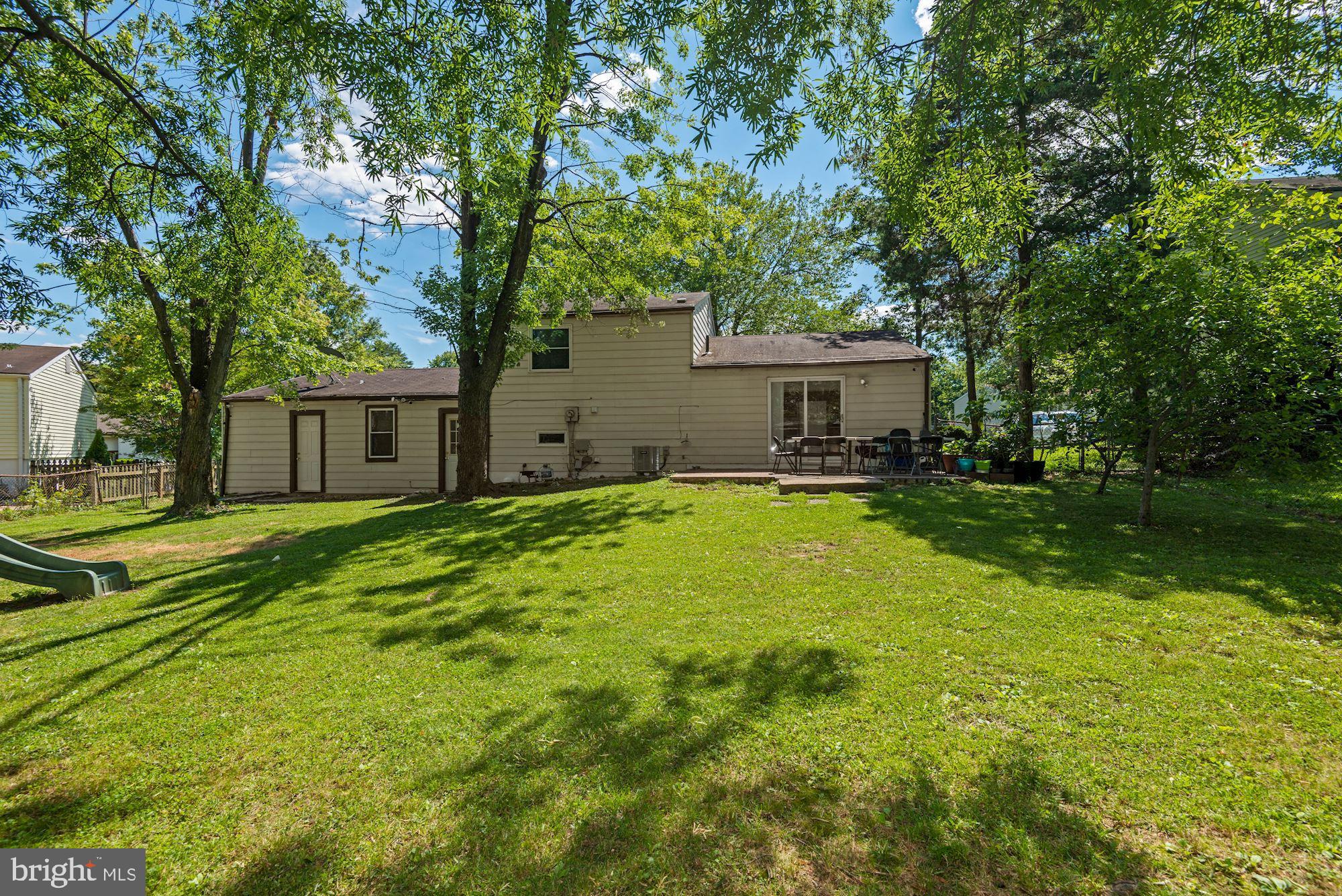 DULLES PARK - Residential