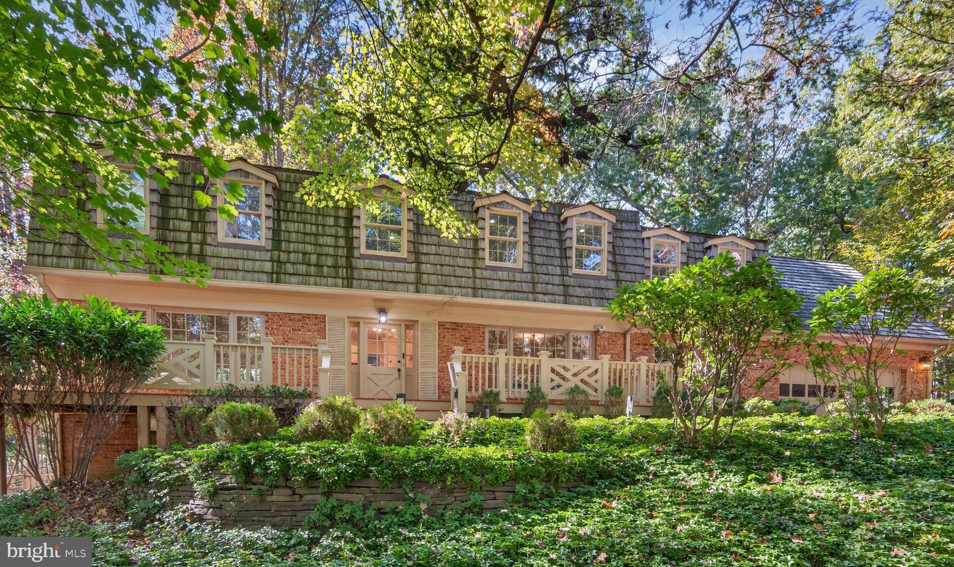 11813 TRIPLE CROWN ROAD