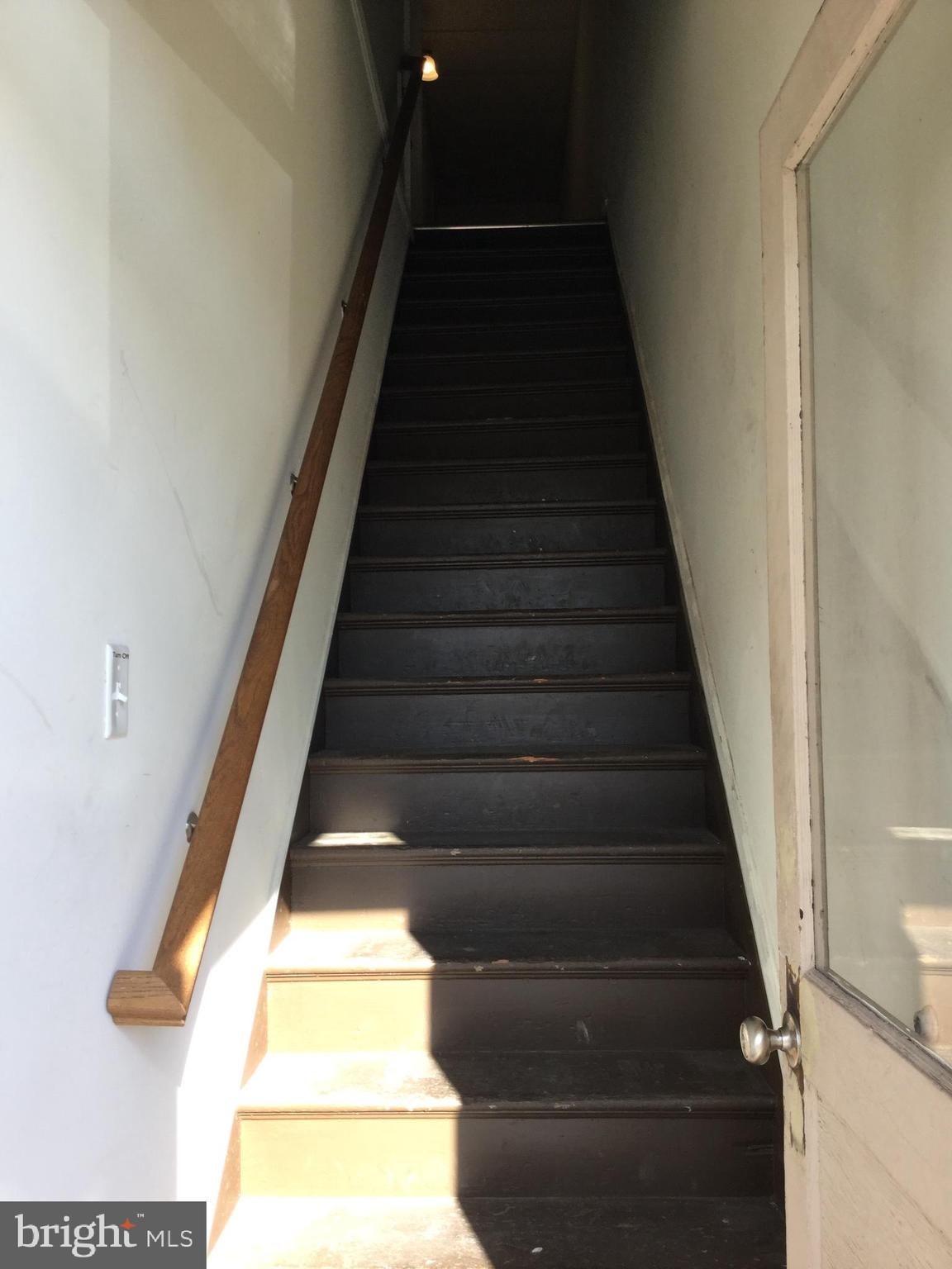 190 W KING STREET 3