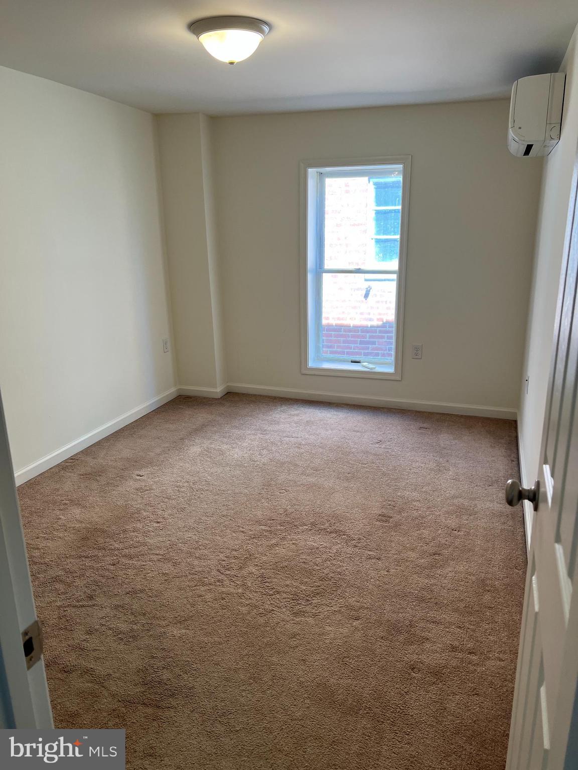 190 W KING STREET 3