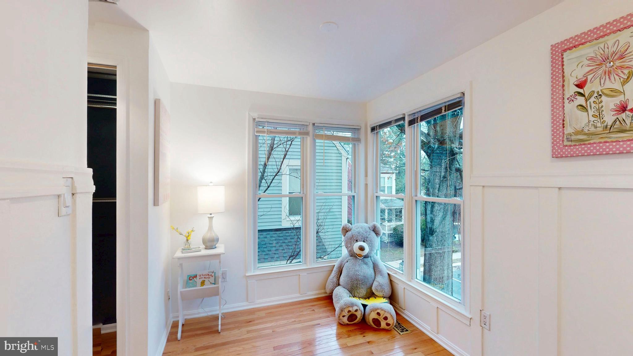 RESTON - Residential