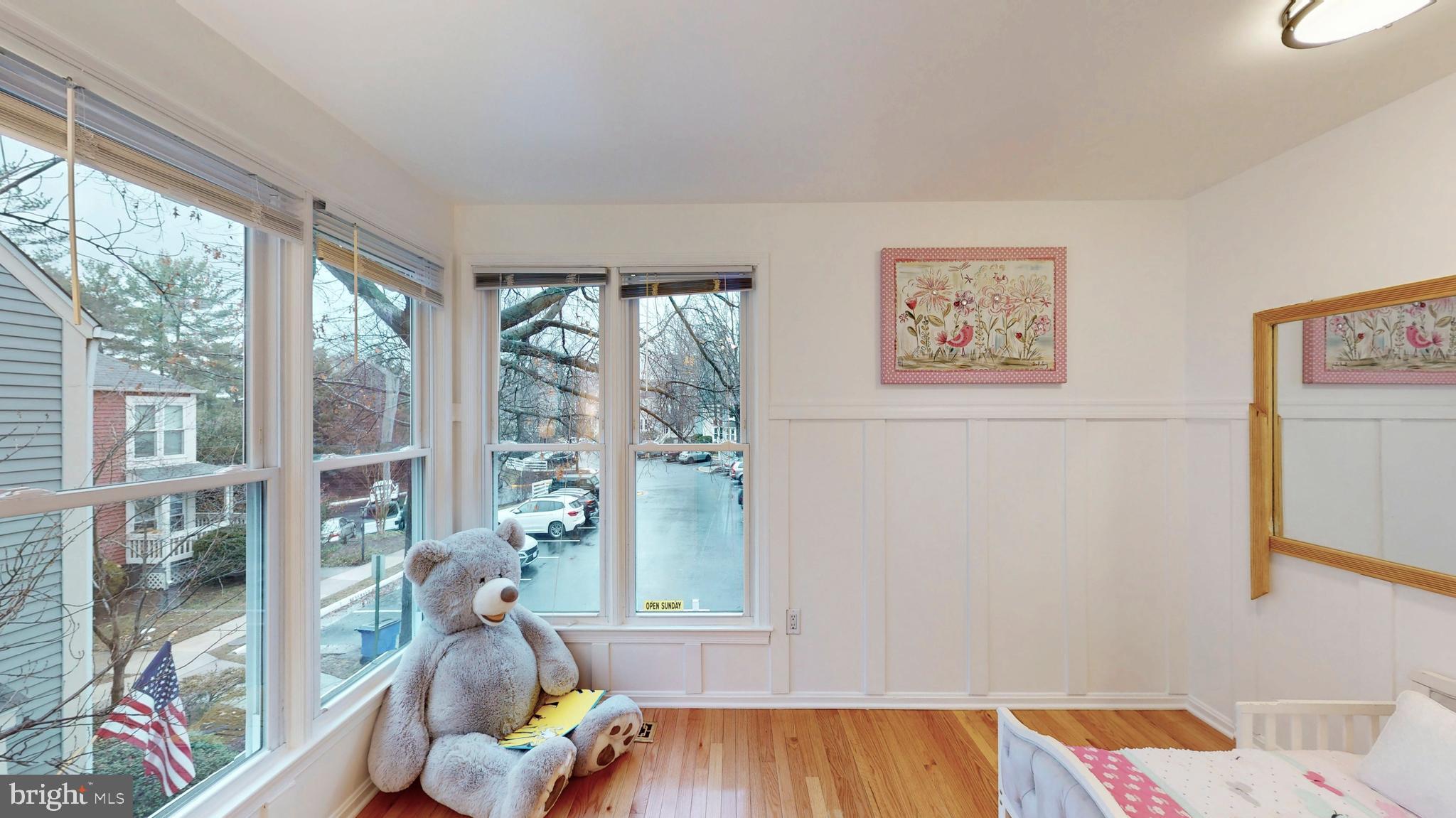 RESTON - Residential