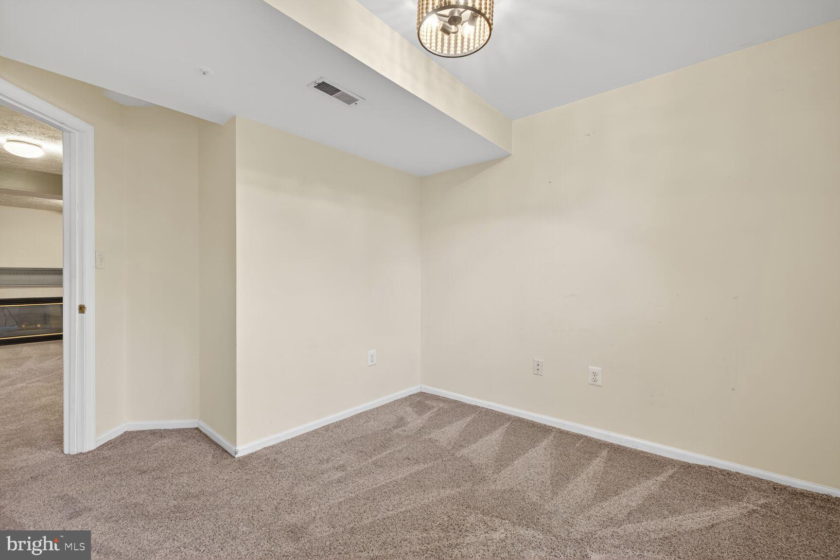 WILLOW BROOK - Residential