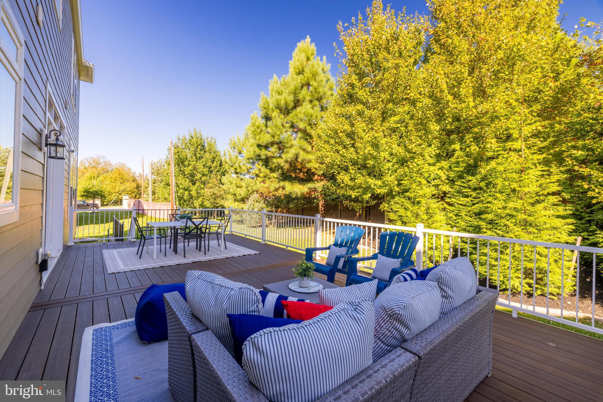 MANOR RIDGE - Residential